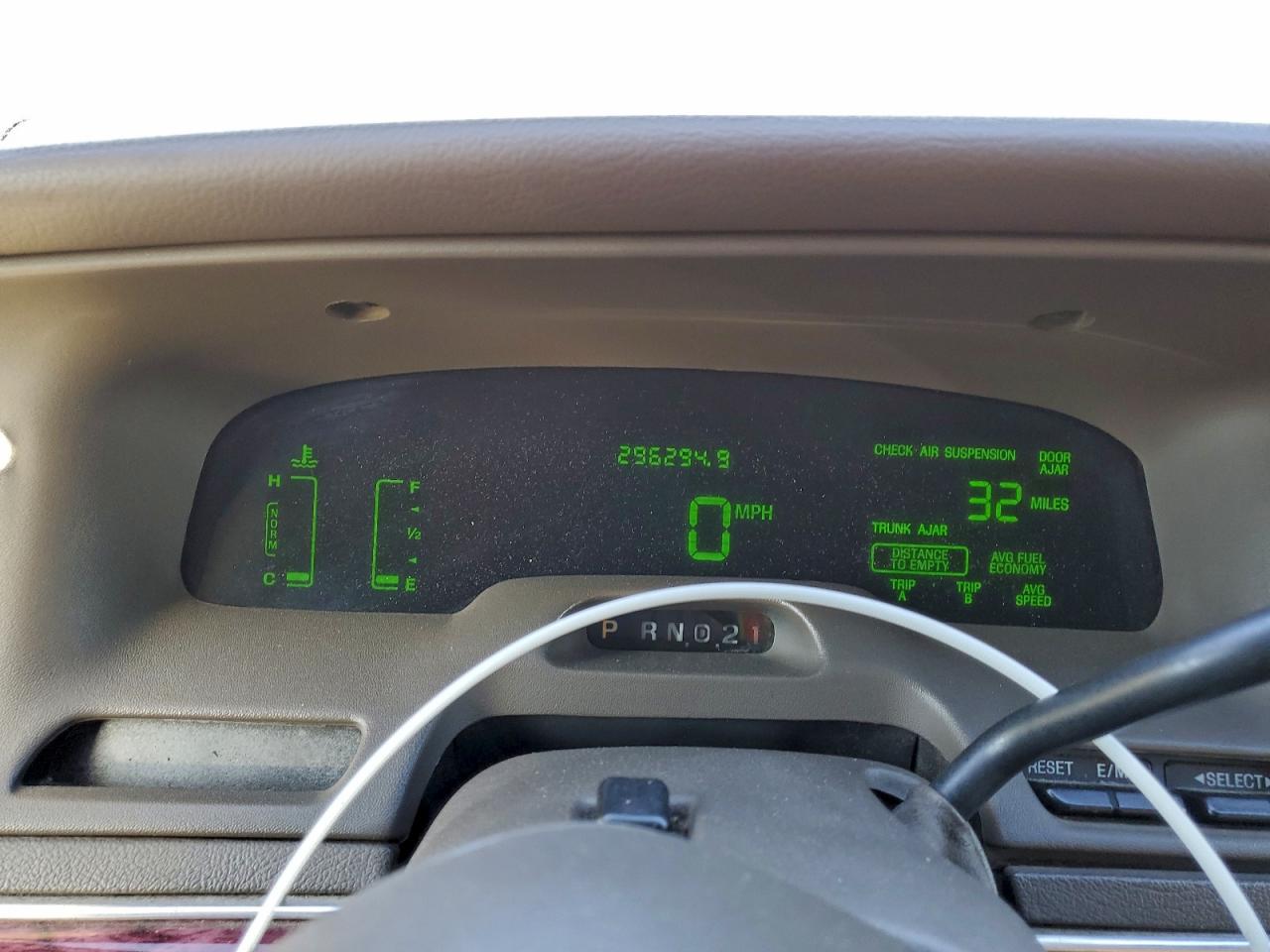 2000 Mercury Grand Marquis Ls Gold vin: 2MEFM75W1YX627578