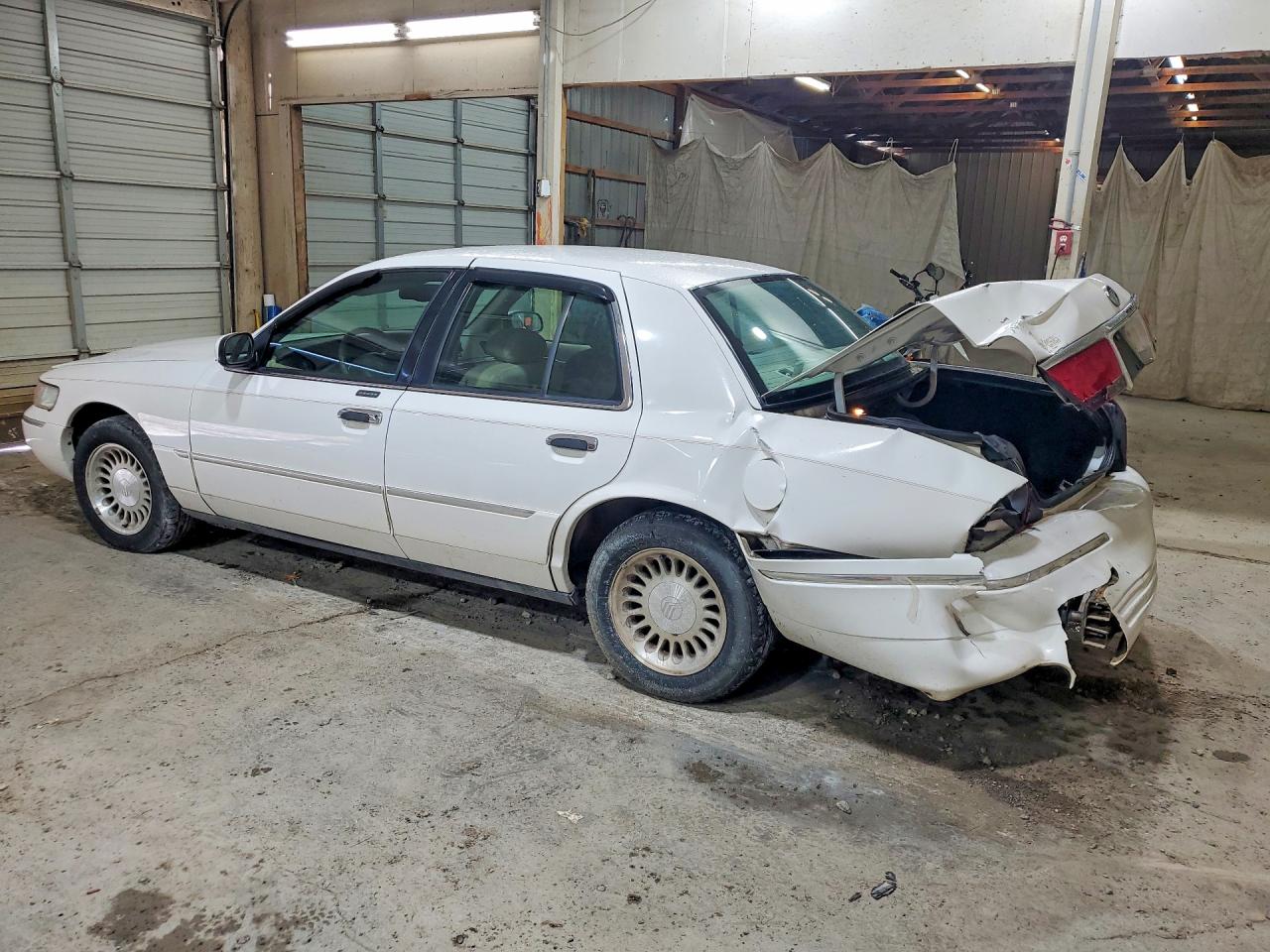 2000 Mercury Grand Marquis Ls White vin: 2MEFM75W1YX721041