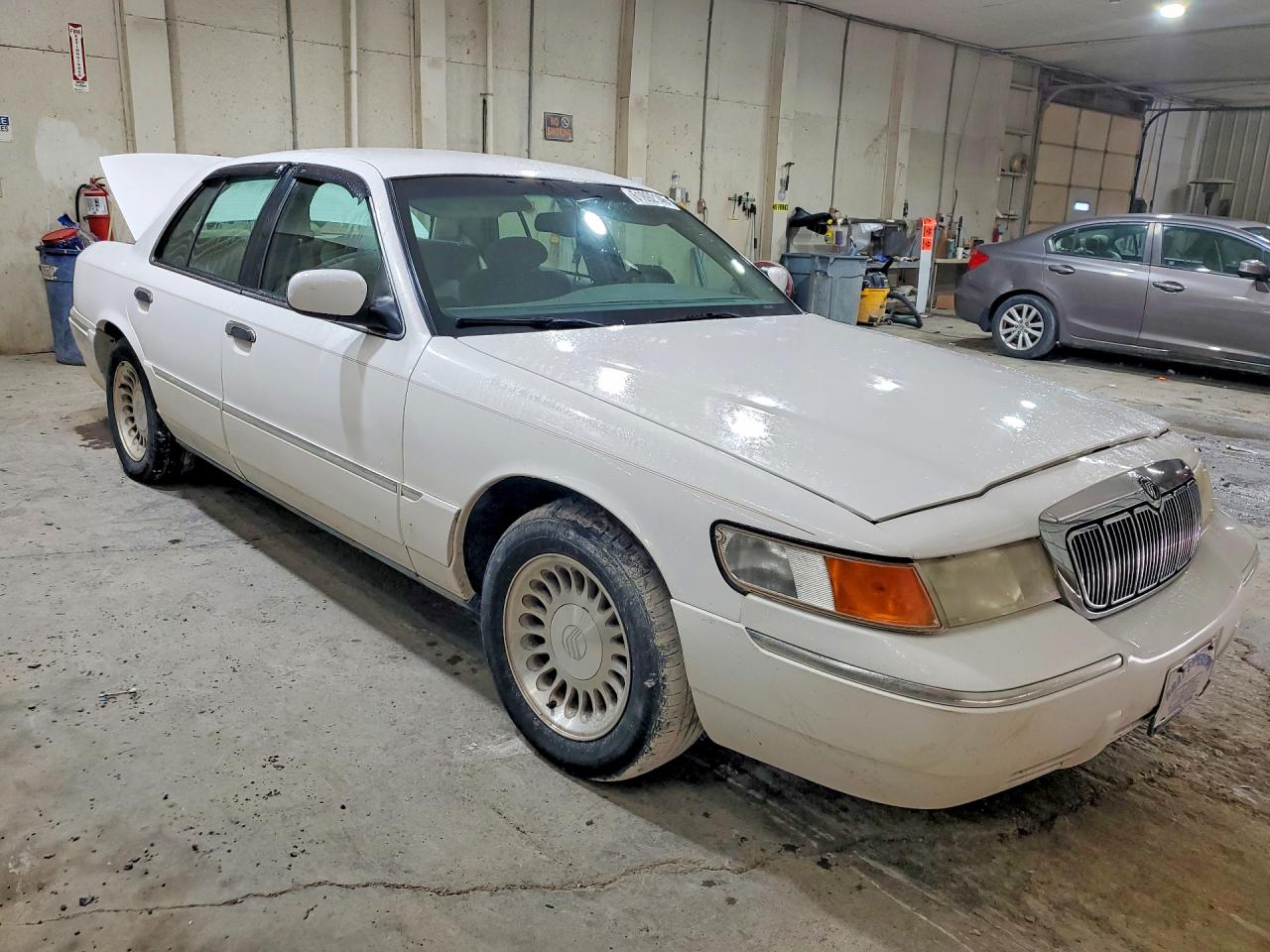 2000 Mercury Grand Marquis Ls White vin: 2MEFM75W1YX721041