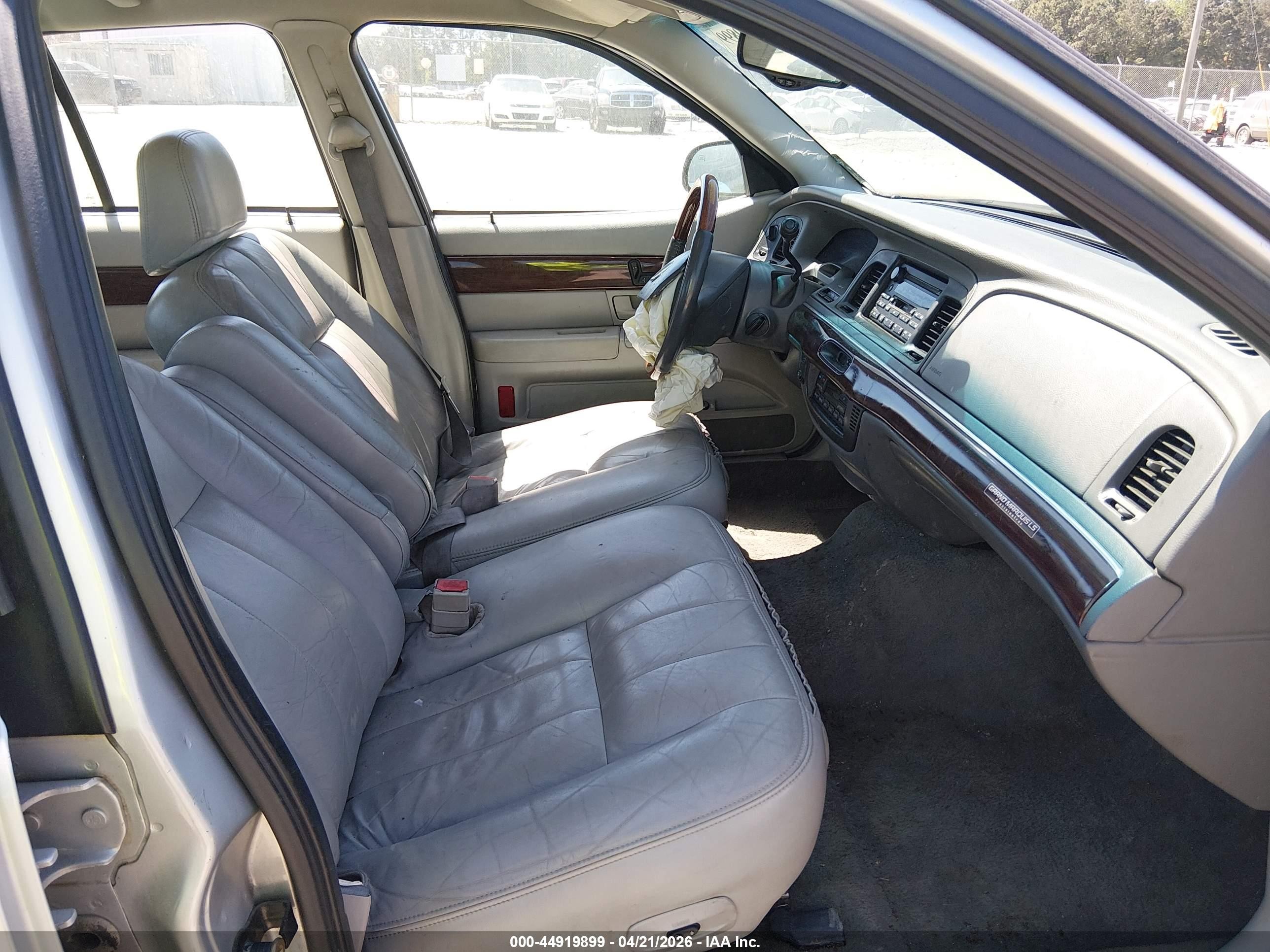 2003 Mercury Grand Marquis Ls Silver vin: 2MEFM75W23X662770