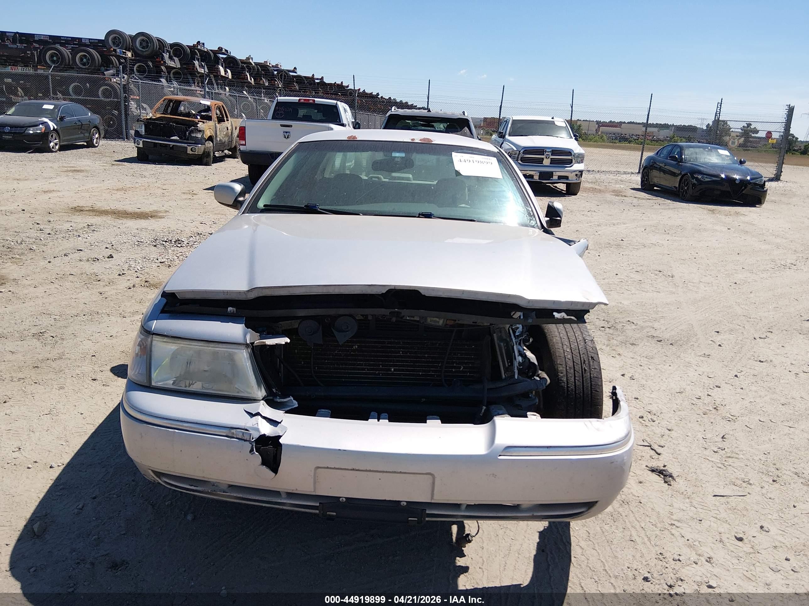 2003 Mercury Grand Marquis Ls Silver vin: 2MEFM75W23X662770