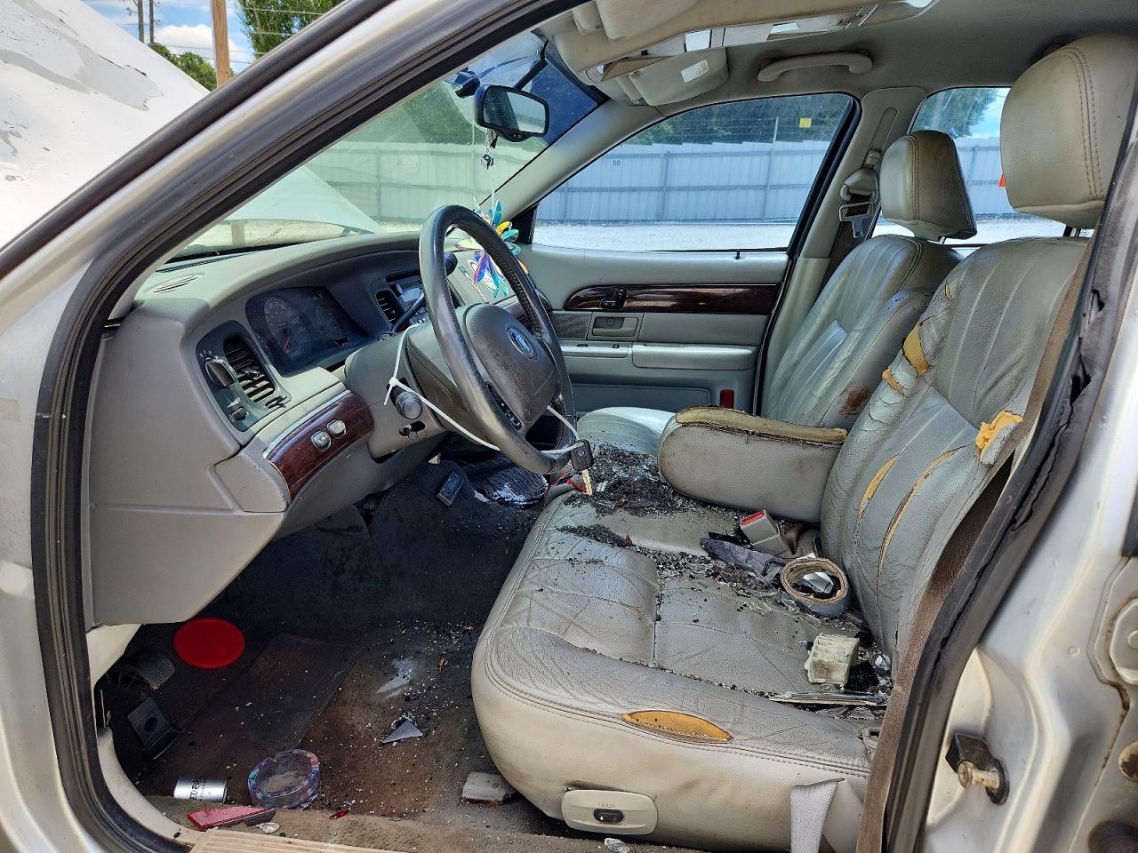 2003 Mercury Grand Marquis Ls Silver vin: 2MEFM75W23X664969