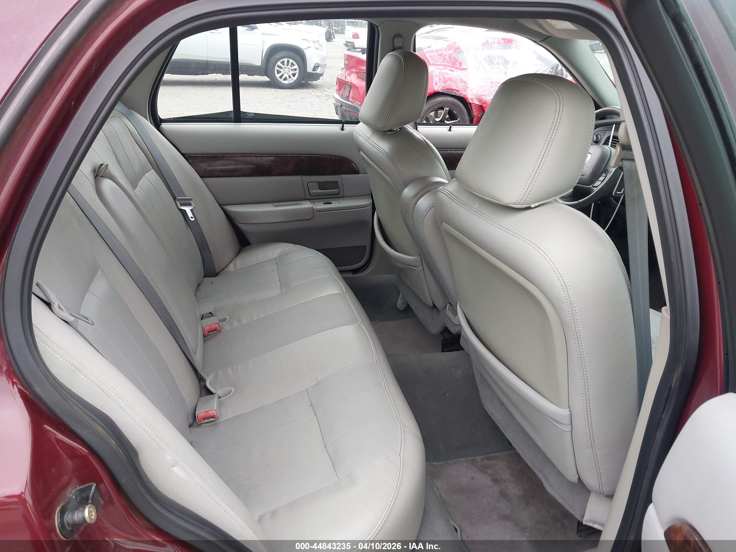 2004 Mercury Grand Marquis Ls Бордовый vin: 2MEFM75W24X646599