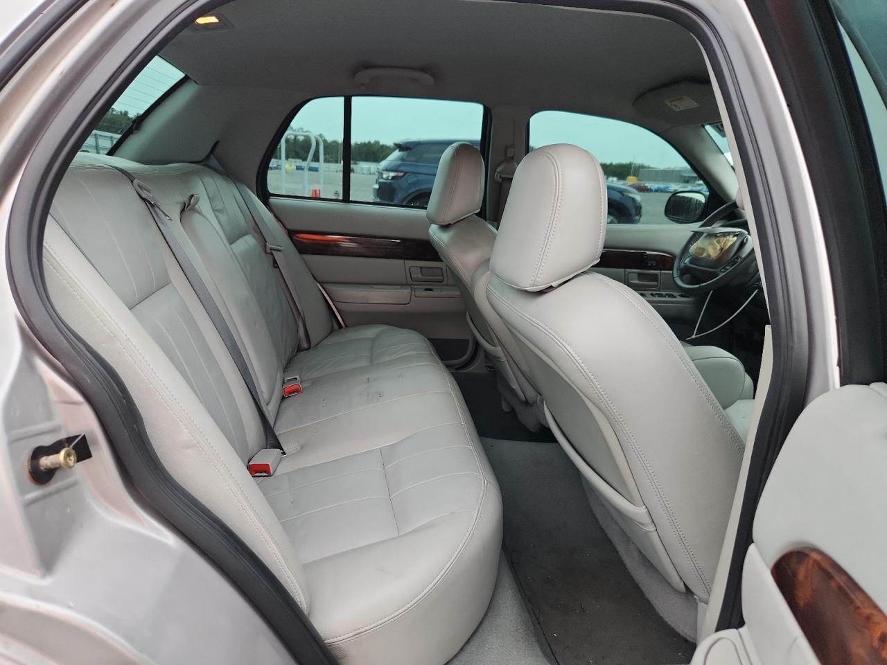 2004 Mercury Grand Marquis Ls Silver vin: 2MEFM75W24X697021