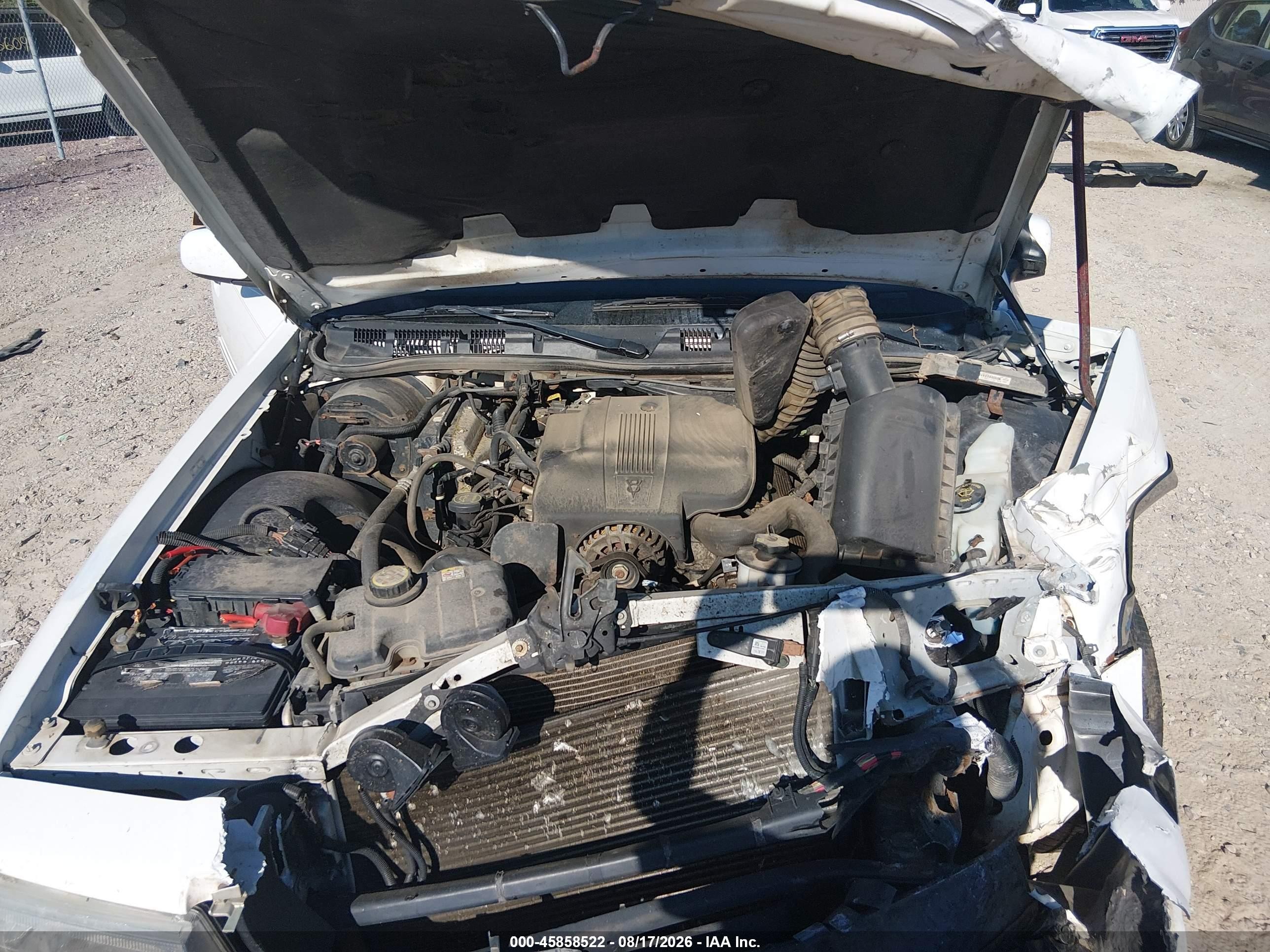 2005 Mercury Grand Marquis Ls/lse Белый vin: 2MEFM75W25X607867