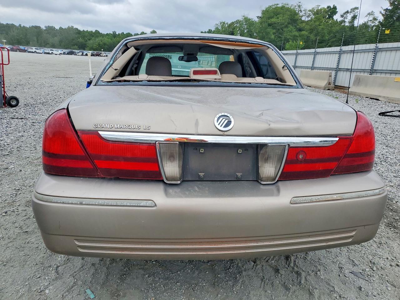 2005 Mercury Grand Marquis Ls Gold vin: 2MEFM75W25X649780