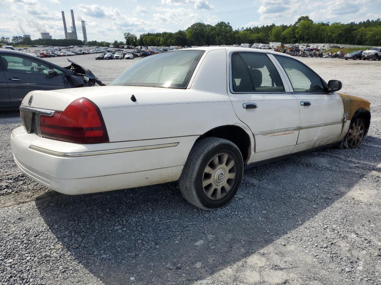 2005 Mercury Grand Marquis Ls White vin: 2MEFM75W25X656518