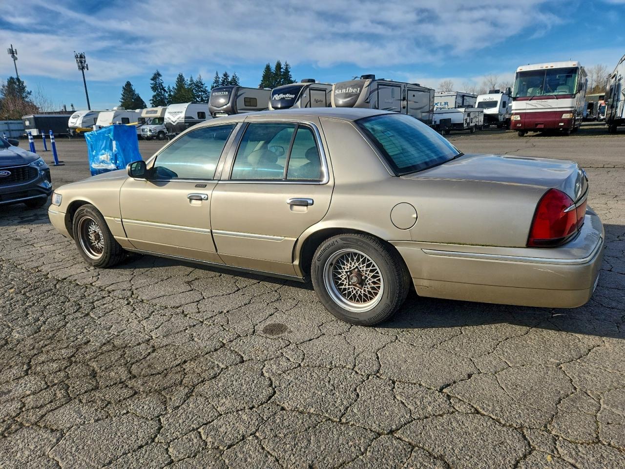 2000 Mercury Grand Marquis Ls Beige vin: 2MEFM75W2YX607193