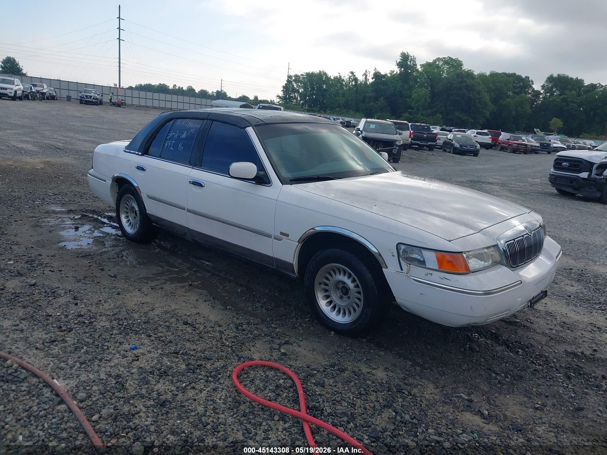 2000 Mercury Grand Marquis Ls White vin: 2MEFM75W2YX608103