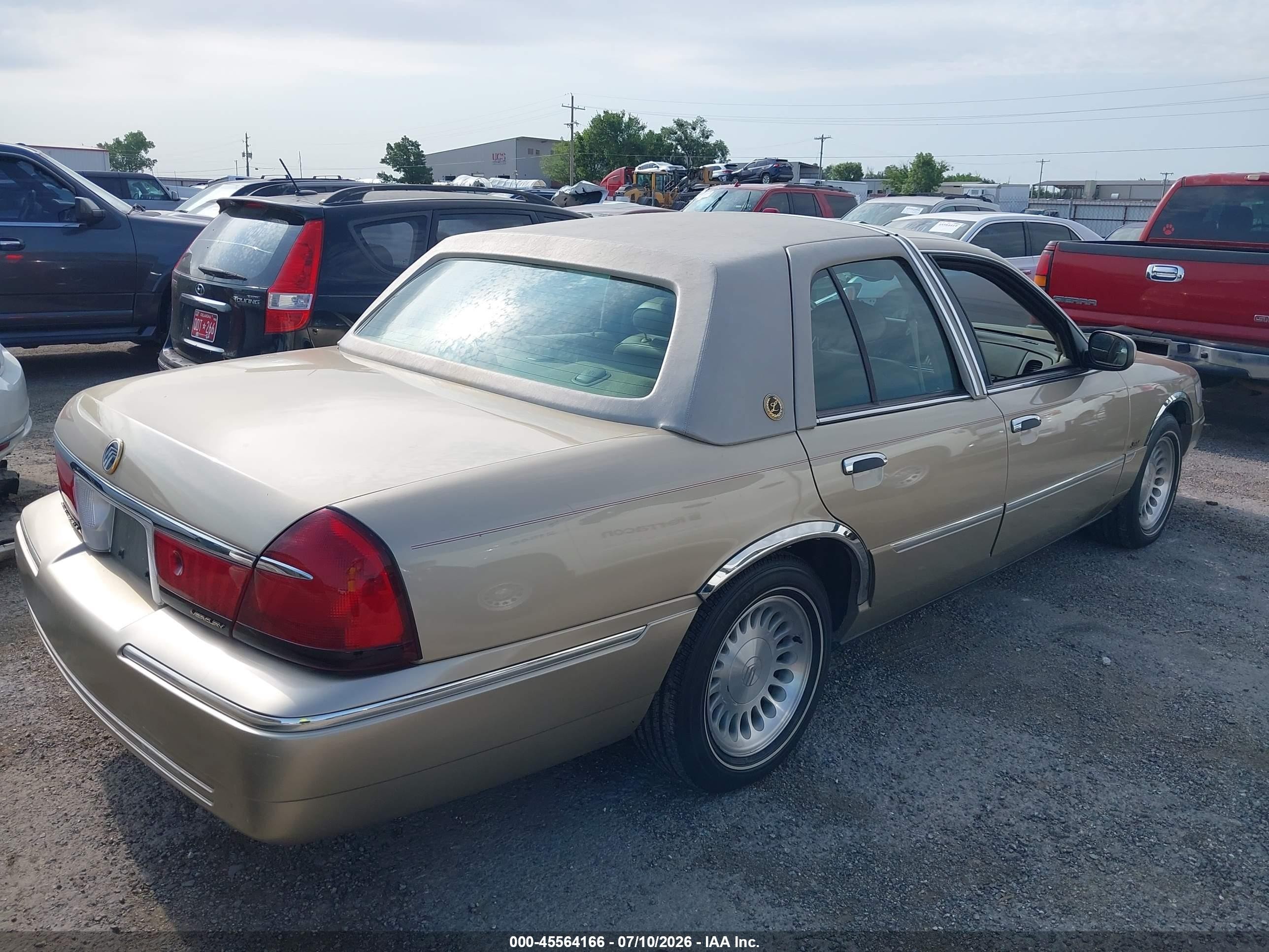 2000 Mercury Grand Marquis Ls Gold vin: 2MEFM75W2YX689863