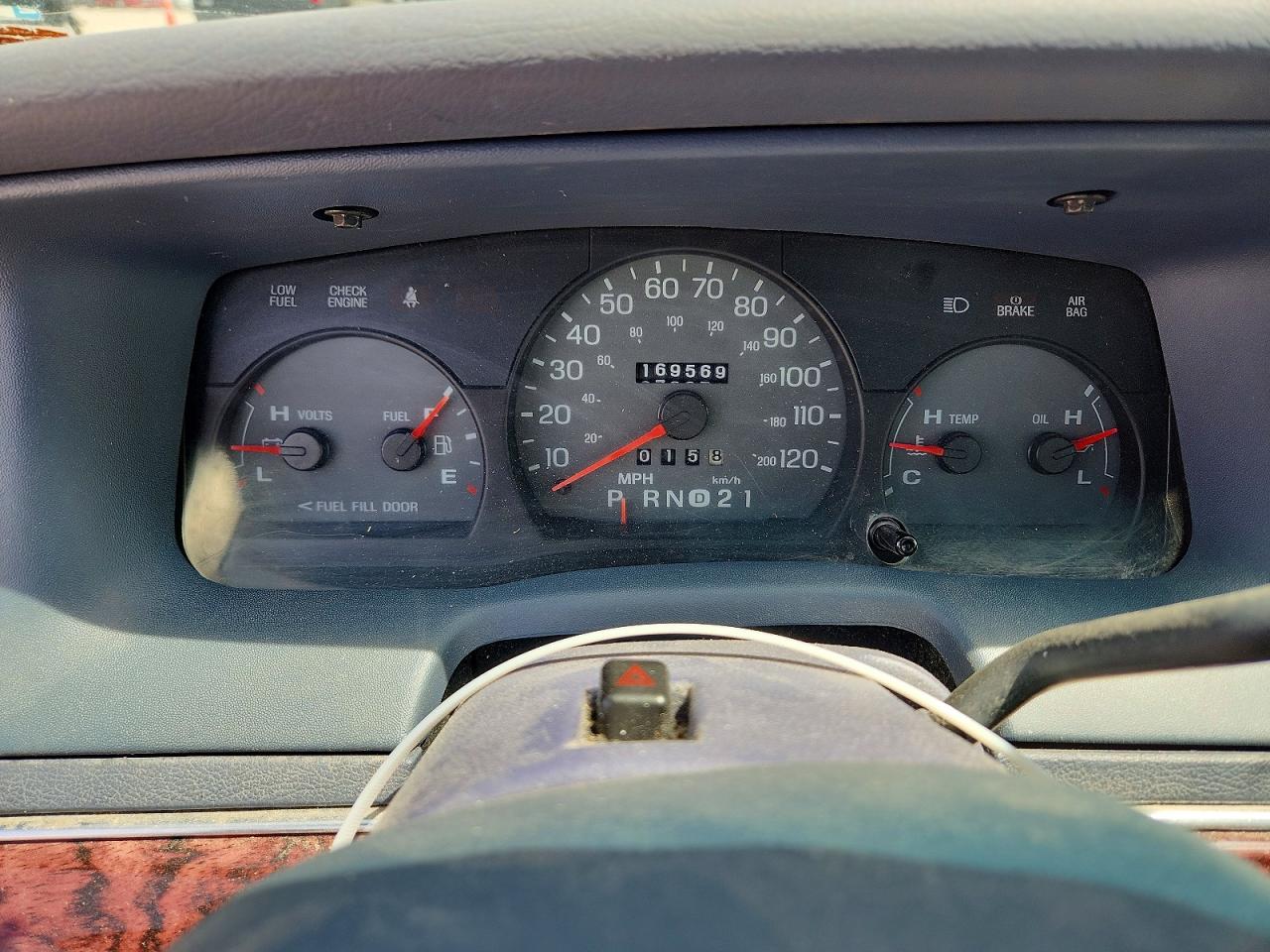 2001 Mercury Grand Marquis Ls White vin: 2MEFM75W31X624137