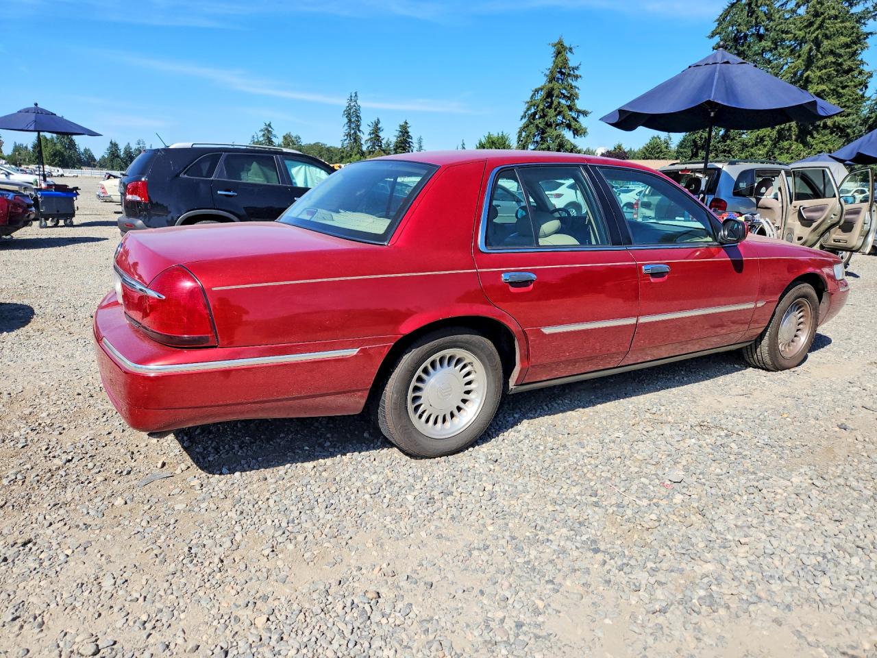 2001 Mercury Grand Marquis Ls Maroon vin: 2MEFM75W31X632920
