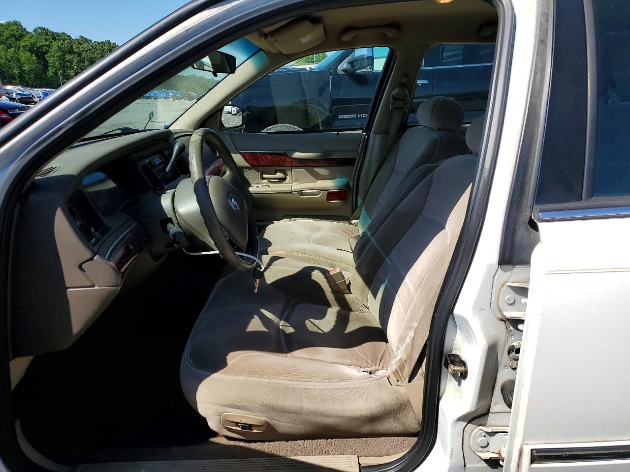 2001 Mercury Grand Marquis Ls White vin: 2MEFM75W31X635834