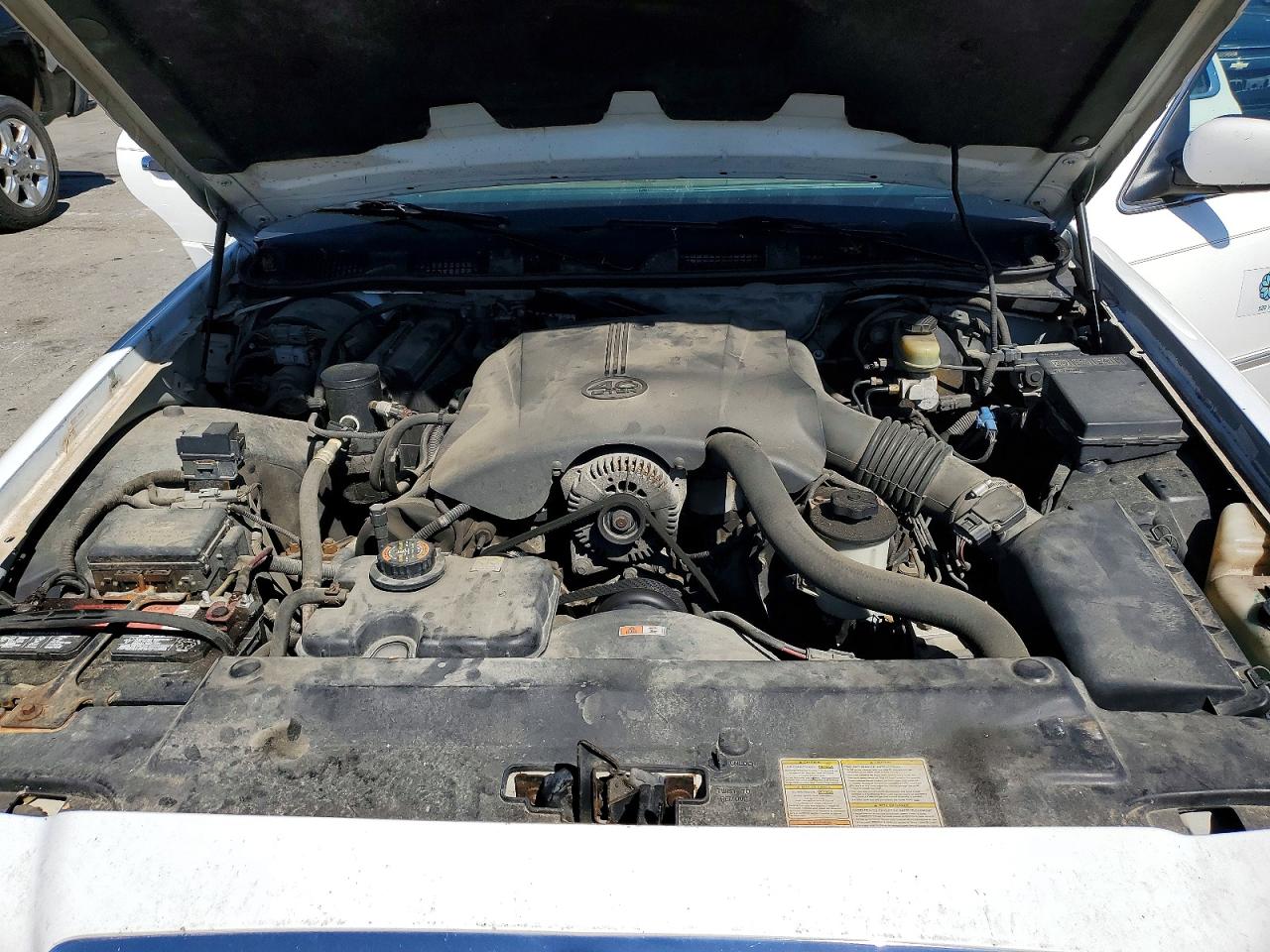 2001 Mercury Grand Marquis Ls White vin: 2MEFM75W31X635834