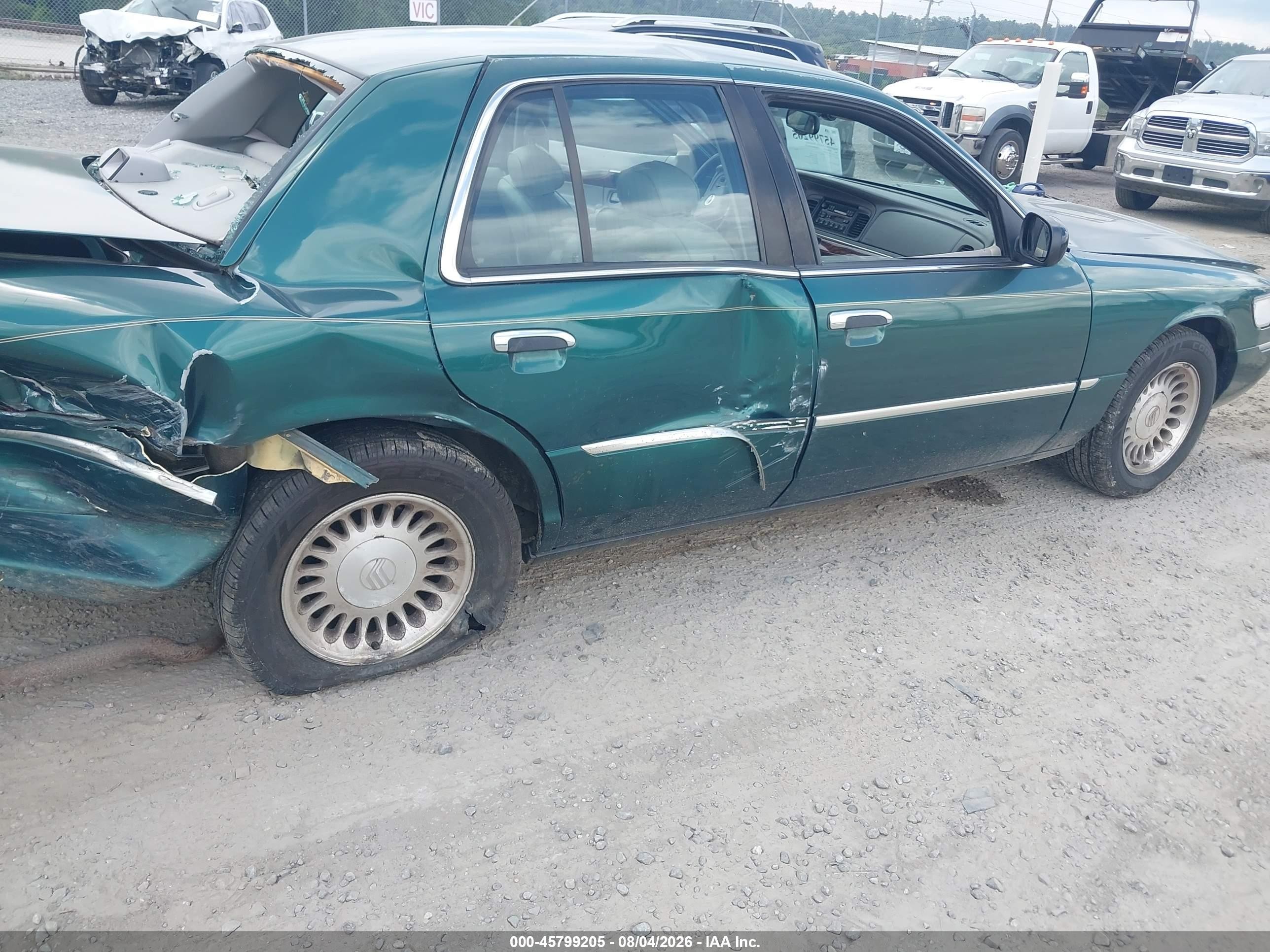 2001 Mercury Grand Marquis Ls Green vin: 2MEFM75W31X653816