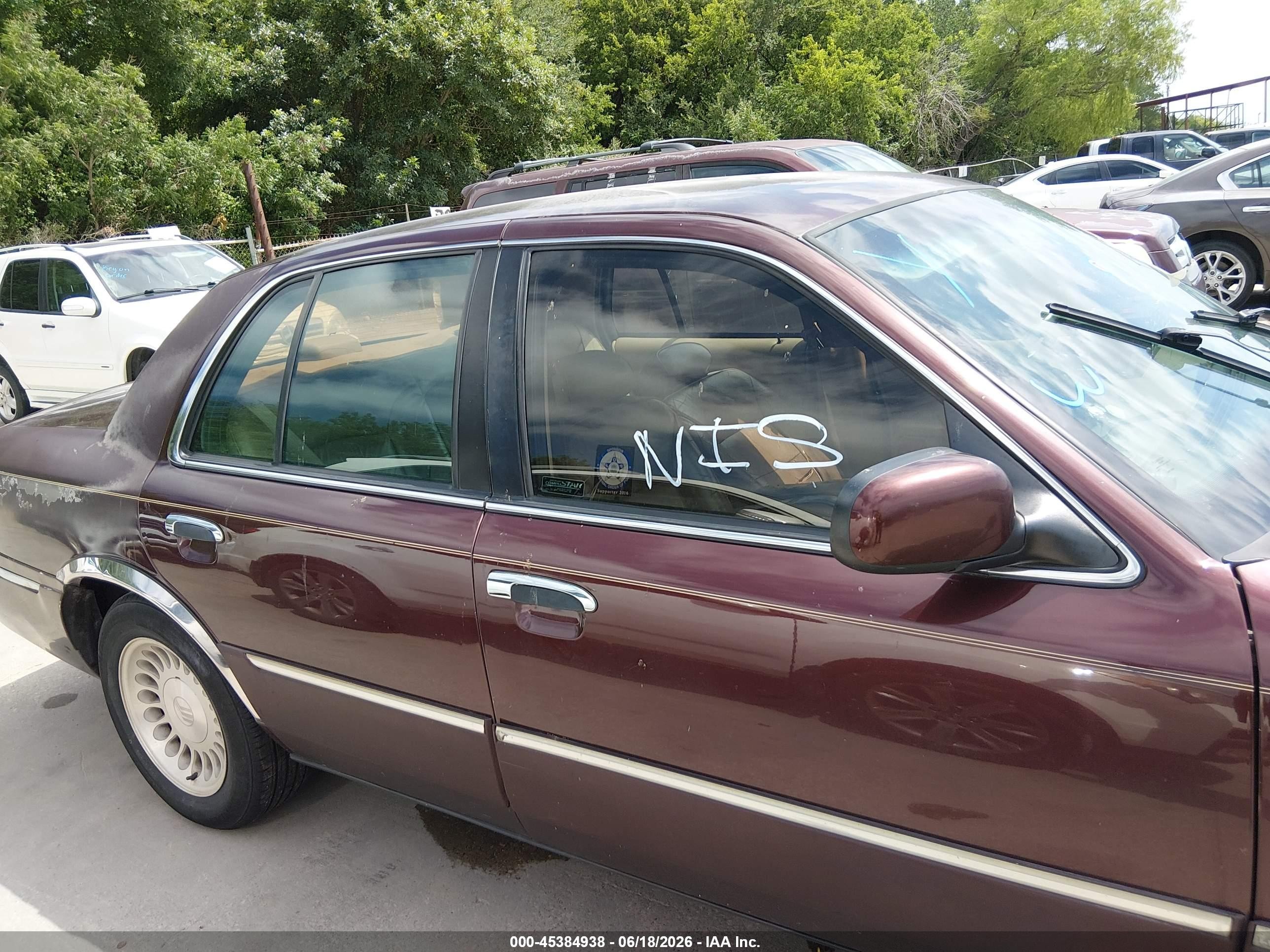 2001 Mercury Grand Marquis Ls Burgundy vin: 2MEFM75W31X658174