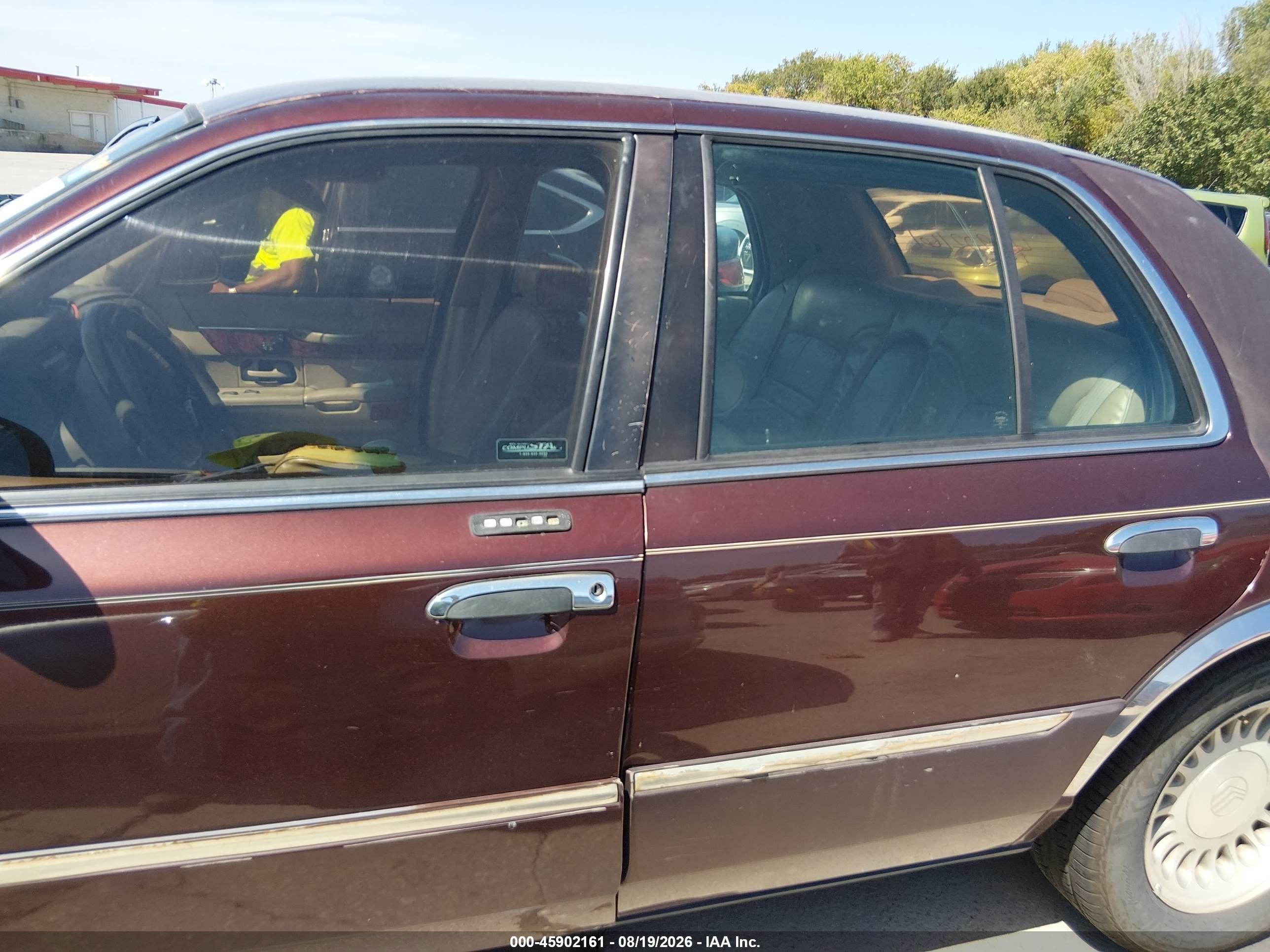 2001 Mercury Grand Marquis Ls Коричневый vin: 2MEFM75W31X658174