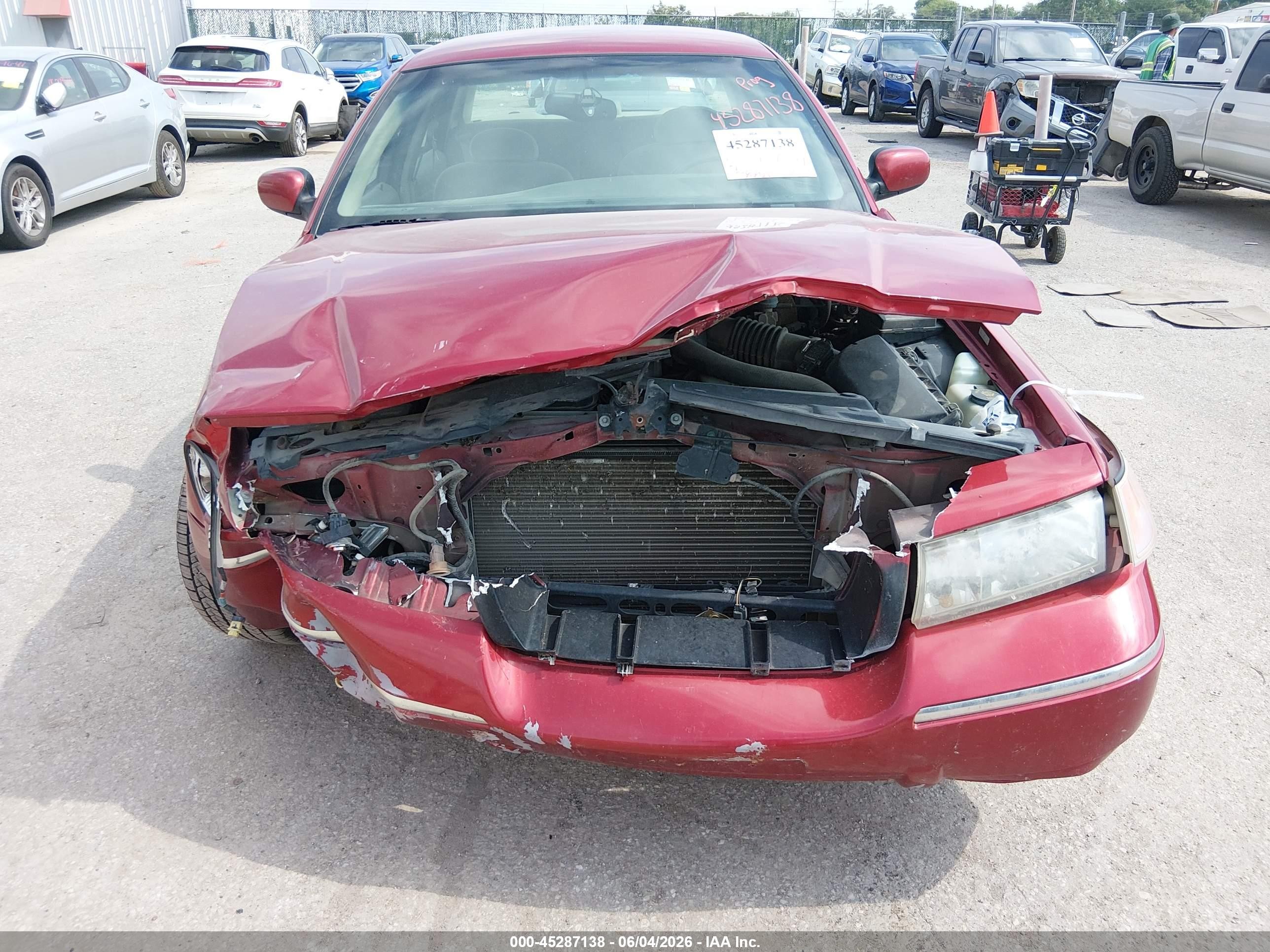 2001 Mercury Grand Marquis Ls Красный vin: 2MEFM75W31X668073