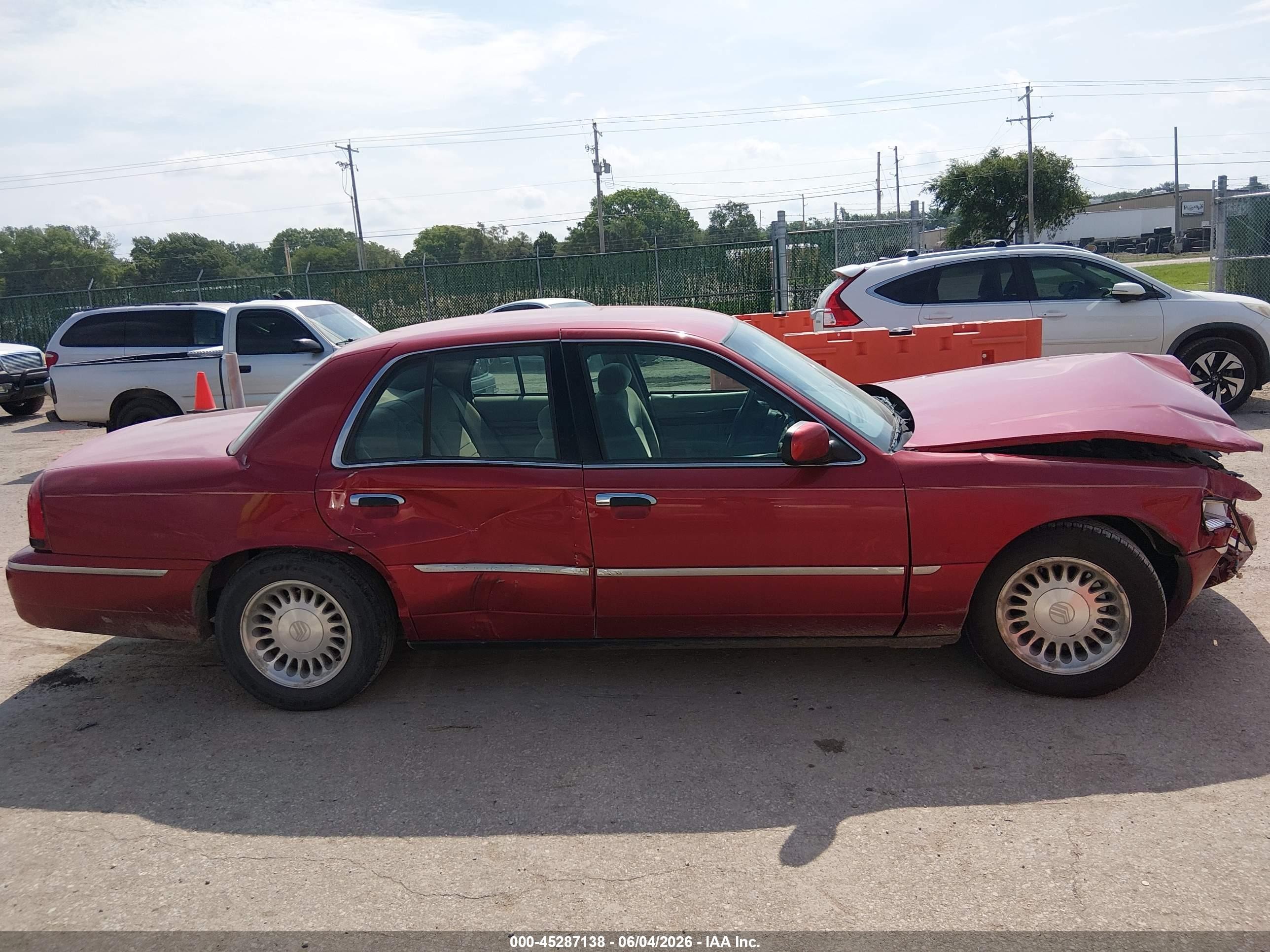 2001 Mercury Grand Marquis Ls Красный vin: 2MEFM75W31X668073