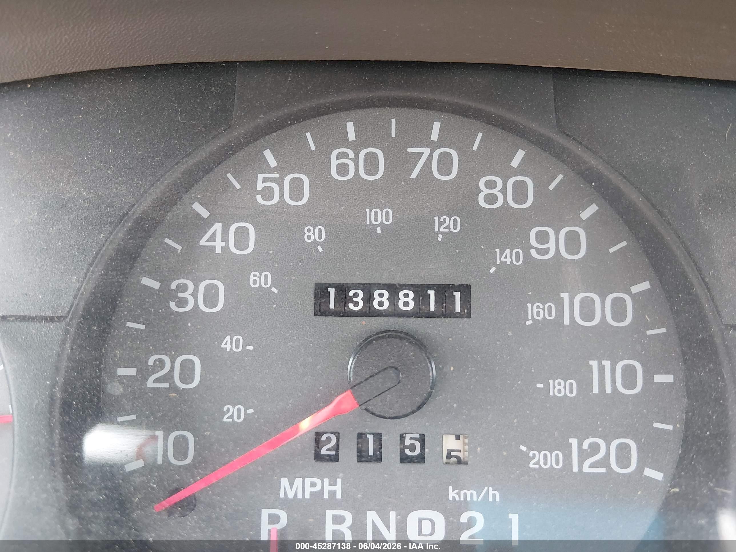 2001 Mercury Grand Marquis Ls Красный vin: 2MEFM75W31X668073
