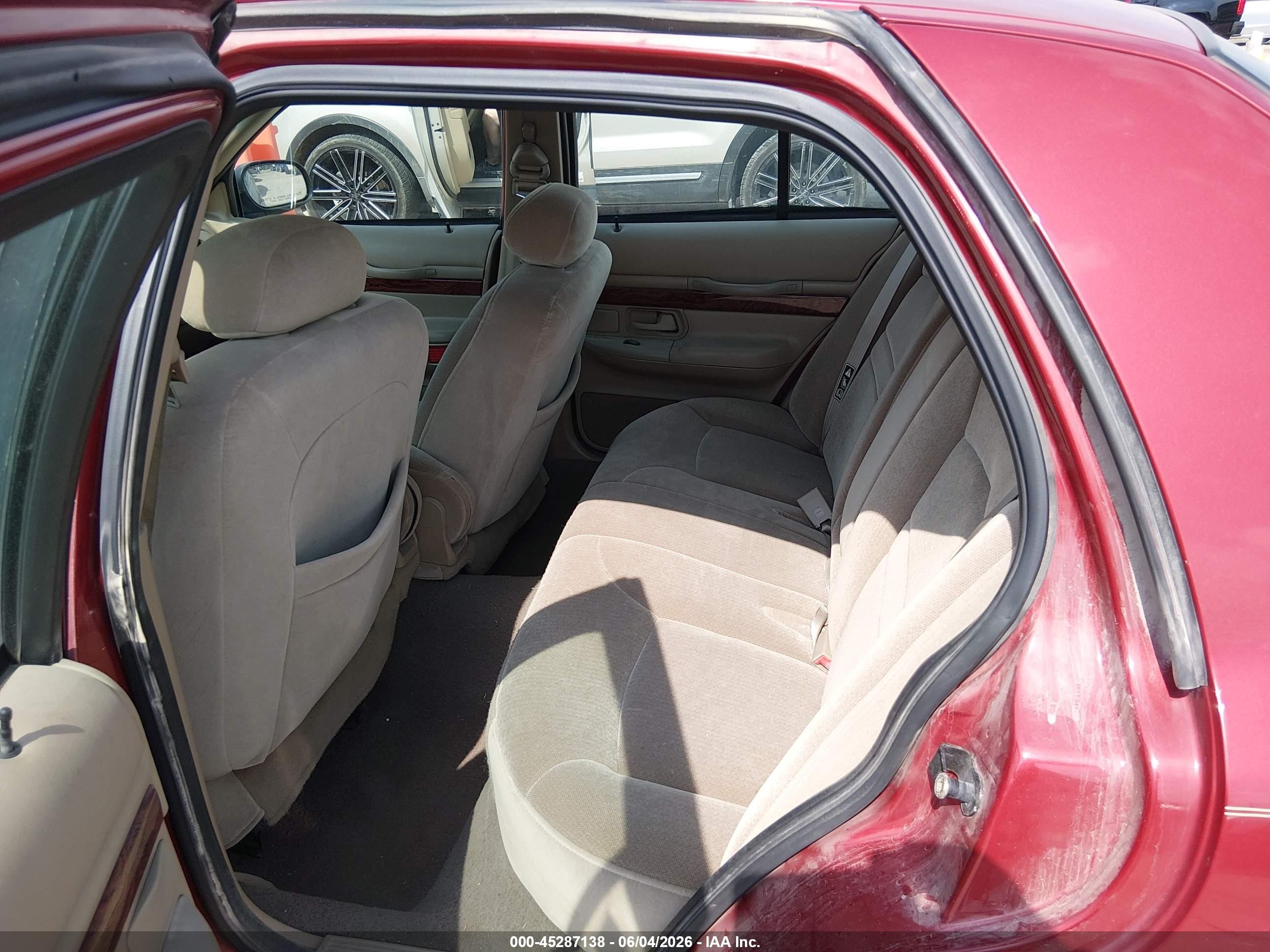 2001 Mercury Grand Marquis Ls Красный vin: 2MEFM75W31X668073