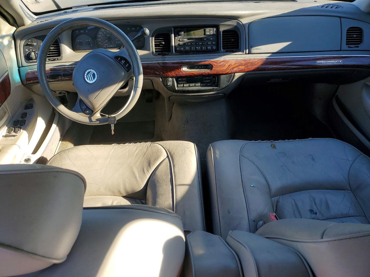 2002 Mercury Grand Marquis Ls Черный vin: 2MEFM75W32X626049