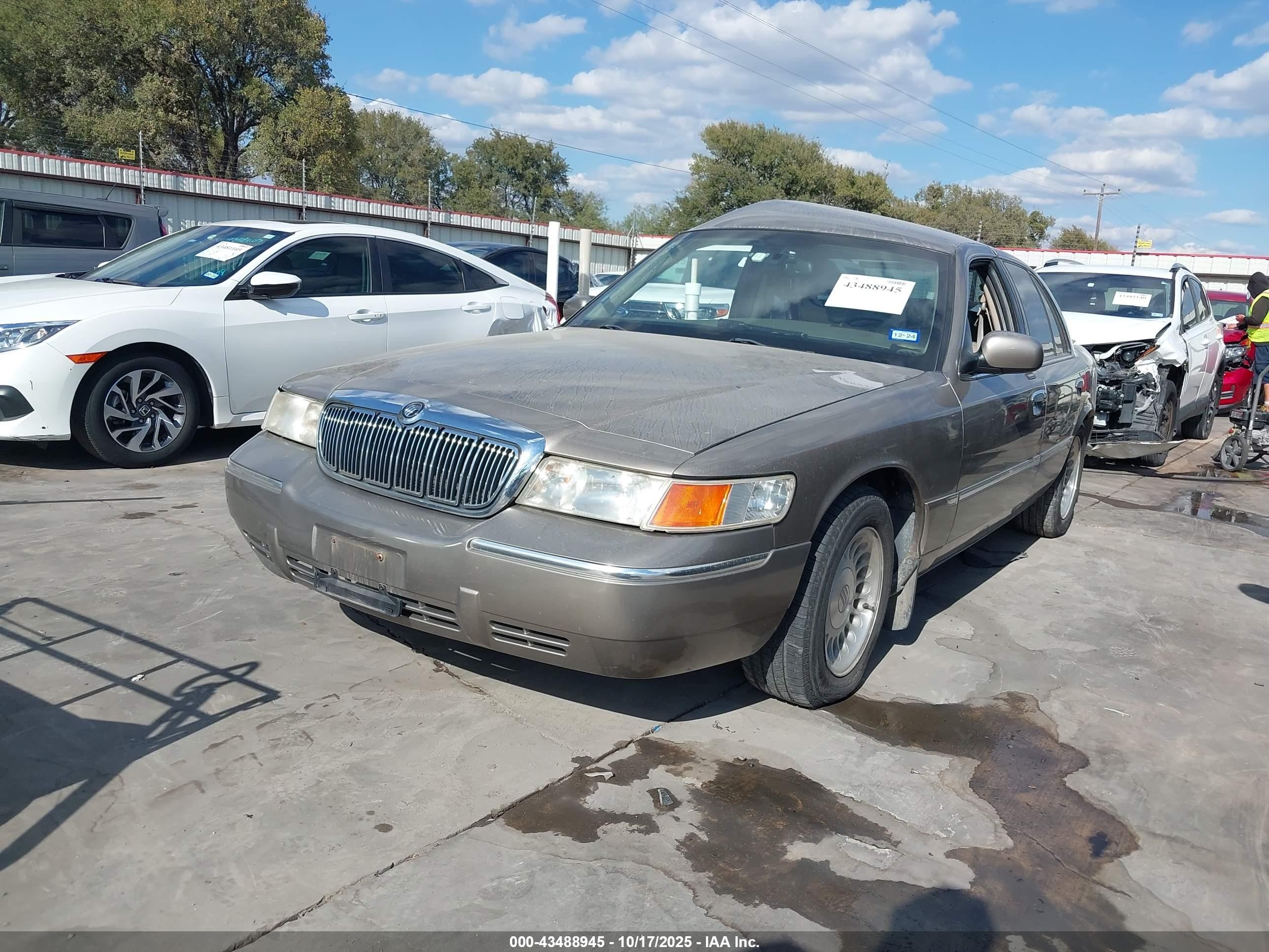 2002 Mercury Grand Marquis Ls Gold vin: 2MEFM75W32X626729