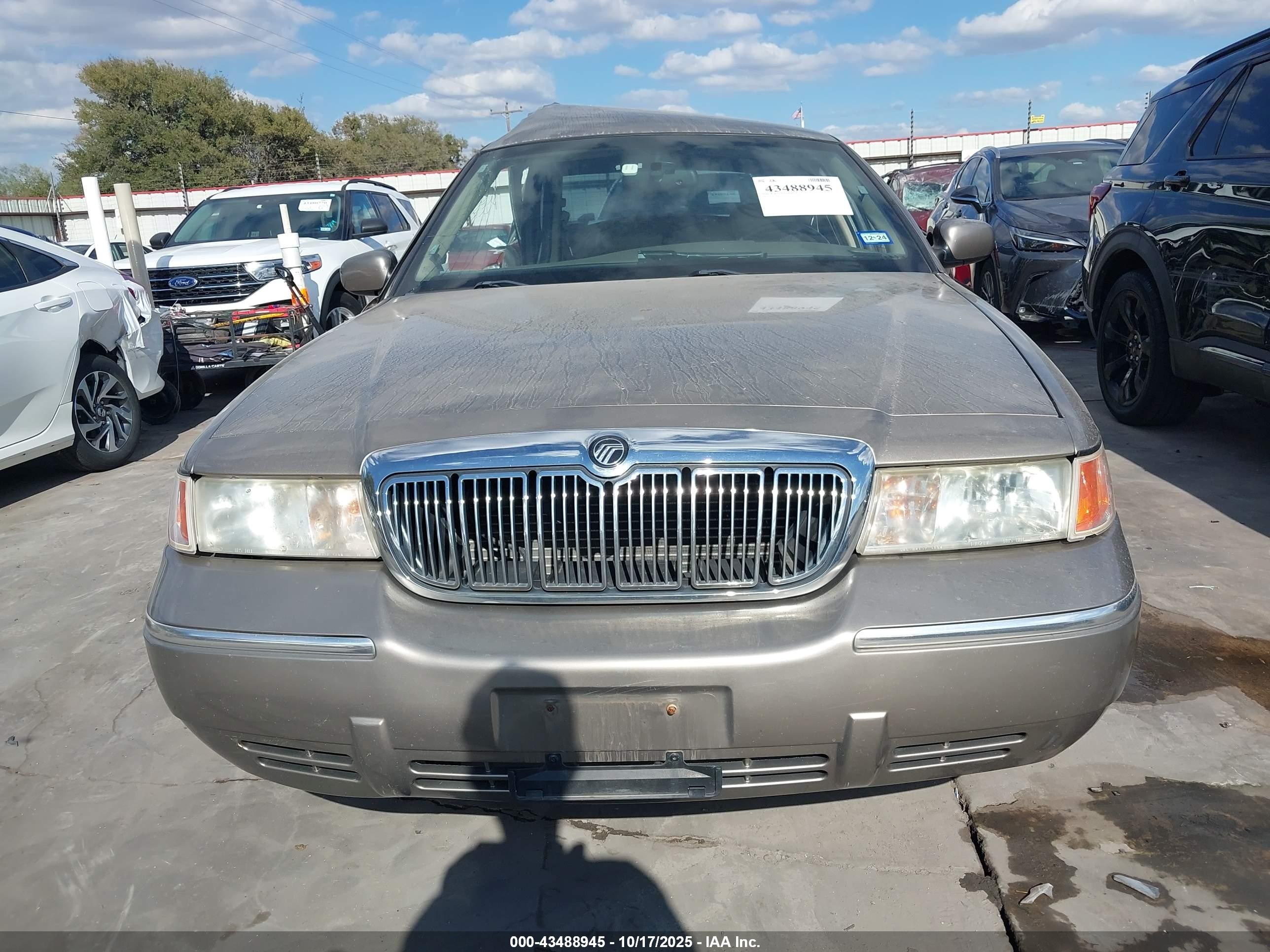 2002 Mercury Grand Marquis Ls Gold vin: 2MEFM75W32X626729
