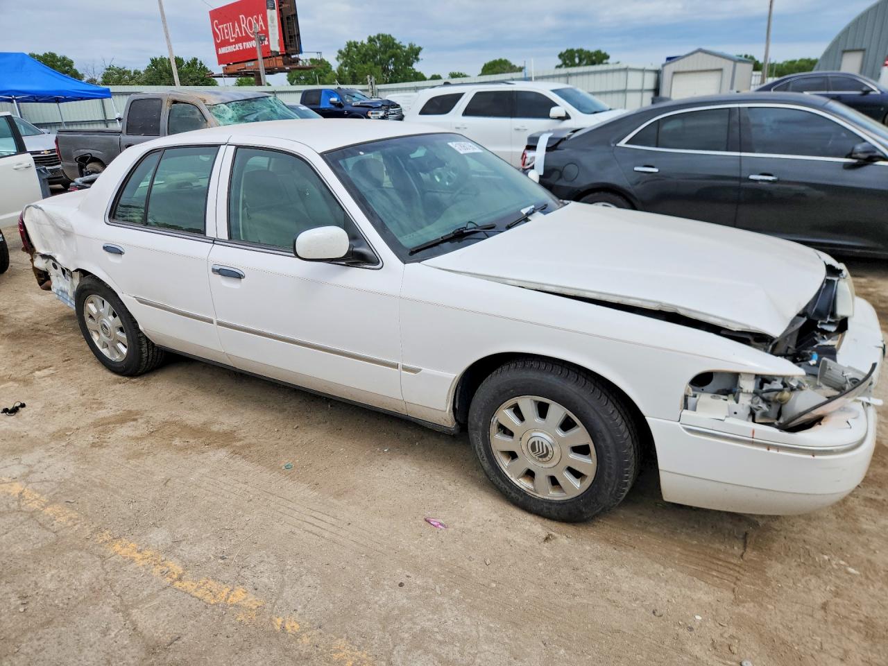 2003 Mercury Grand Marquis Ls White vin: 2MEFM75W33X669419