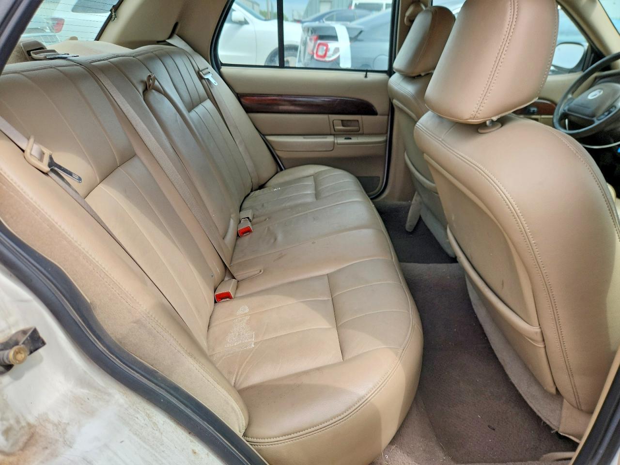 2003 Mercury Grand Marquis Ls White vin: 2MEFM75W33X669419