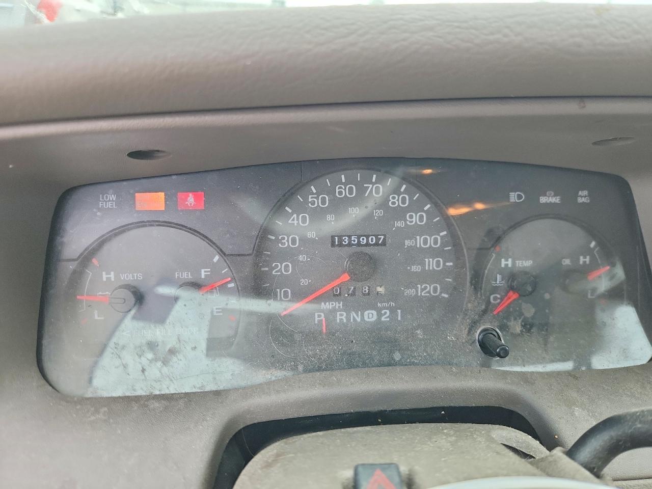 2003 Mercury Grand Marquis Ls White vin: 2MEFM75W33X669419