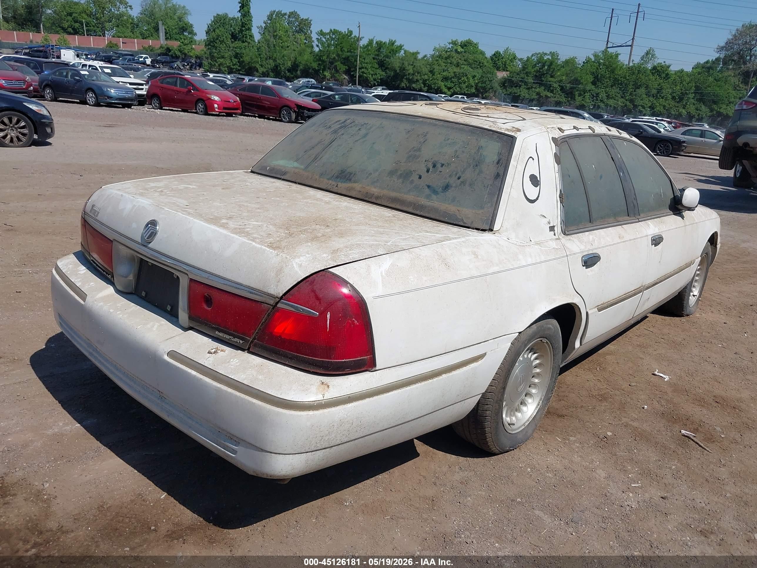 1998 Mercury Grand Marquis   White vin: 2MEFM75W3WX653080