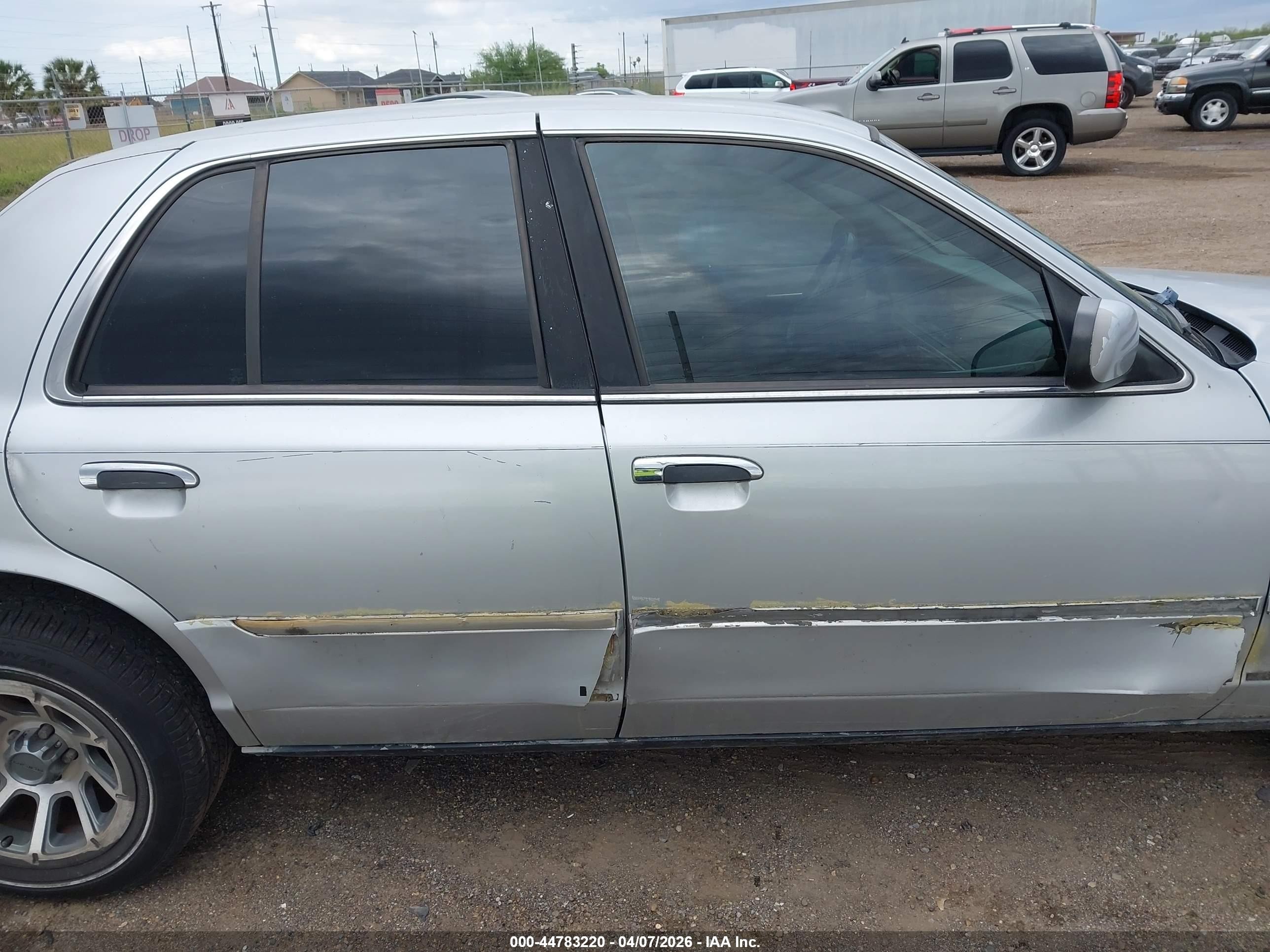 2000 Mercury Grand Marquis Ls Gray vin: 2MEFM75W3YX673008