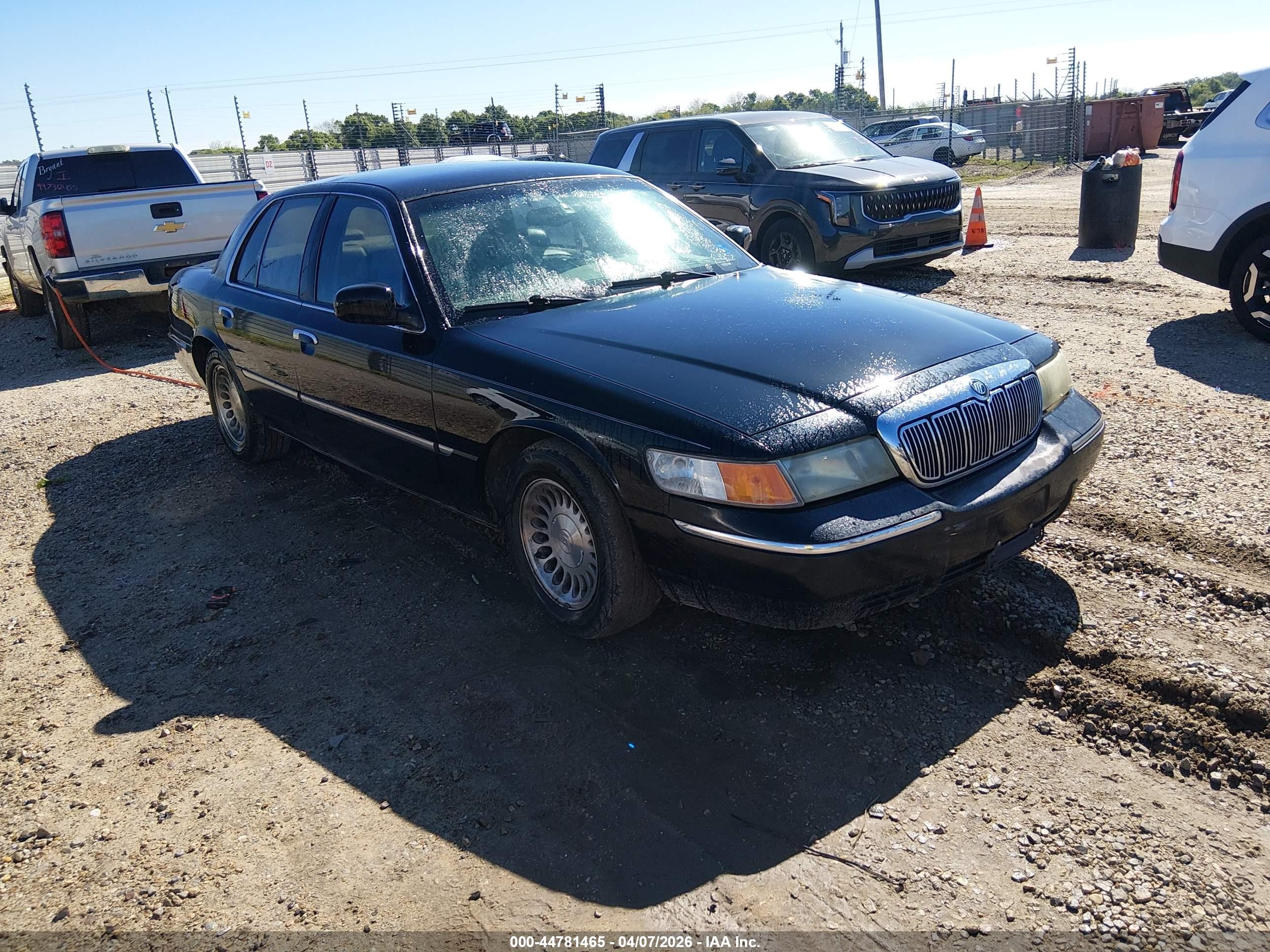 2MEFM75W3YX705102