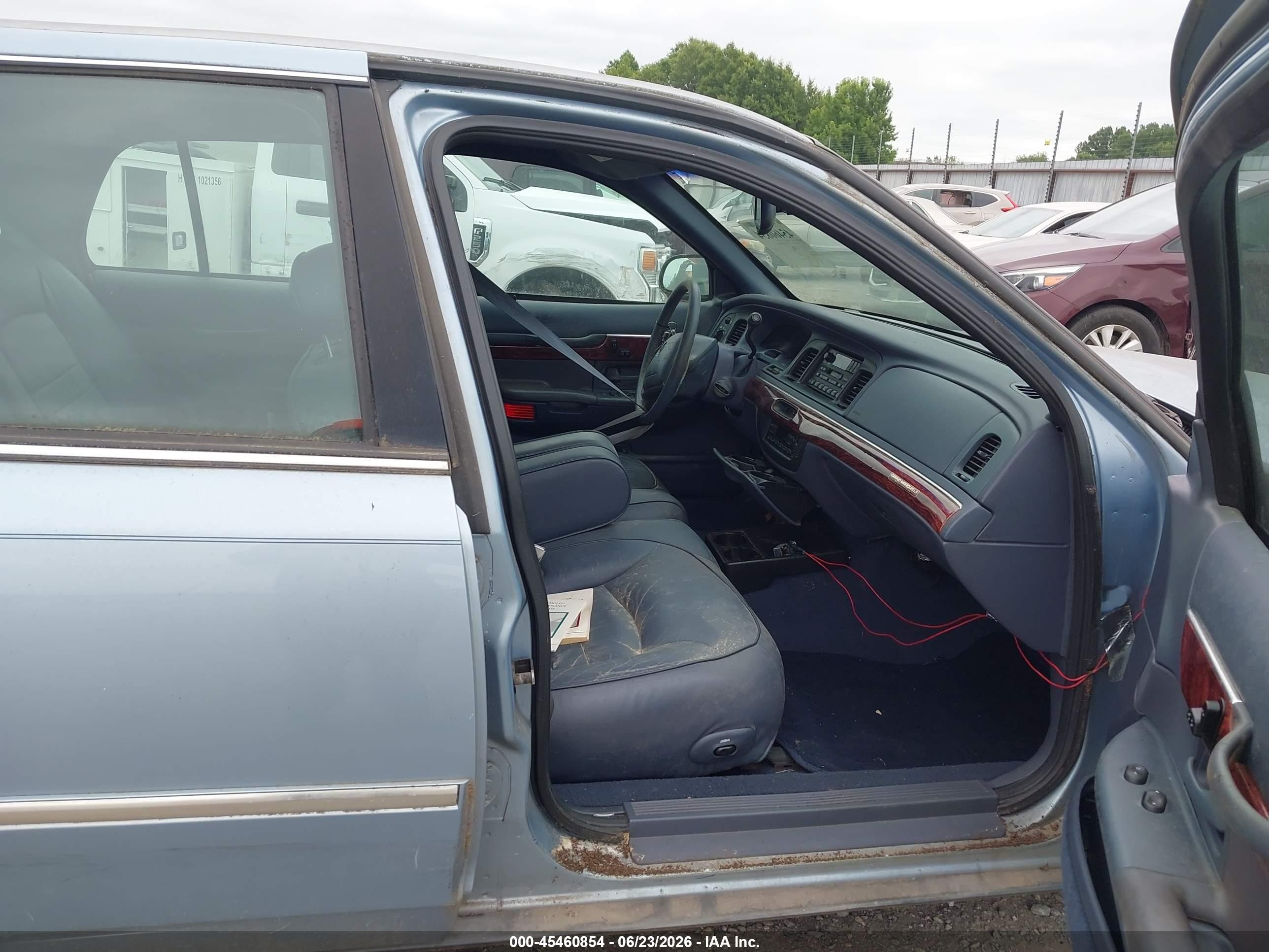 2000 Mercury Grand Marquis Ls Light Blue vin: 2MEFM75W3YX707576