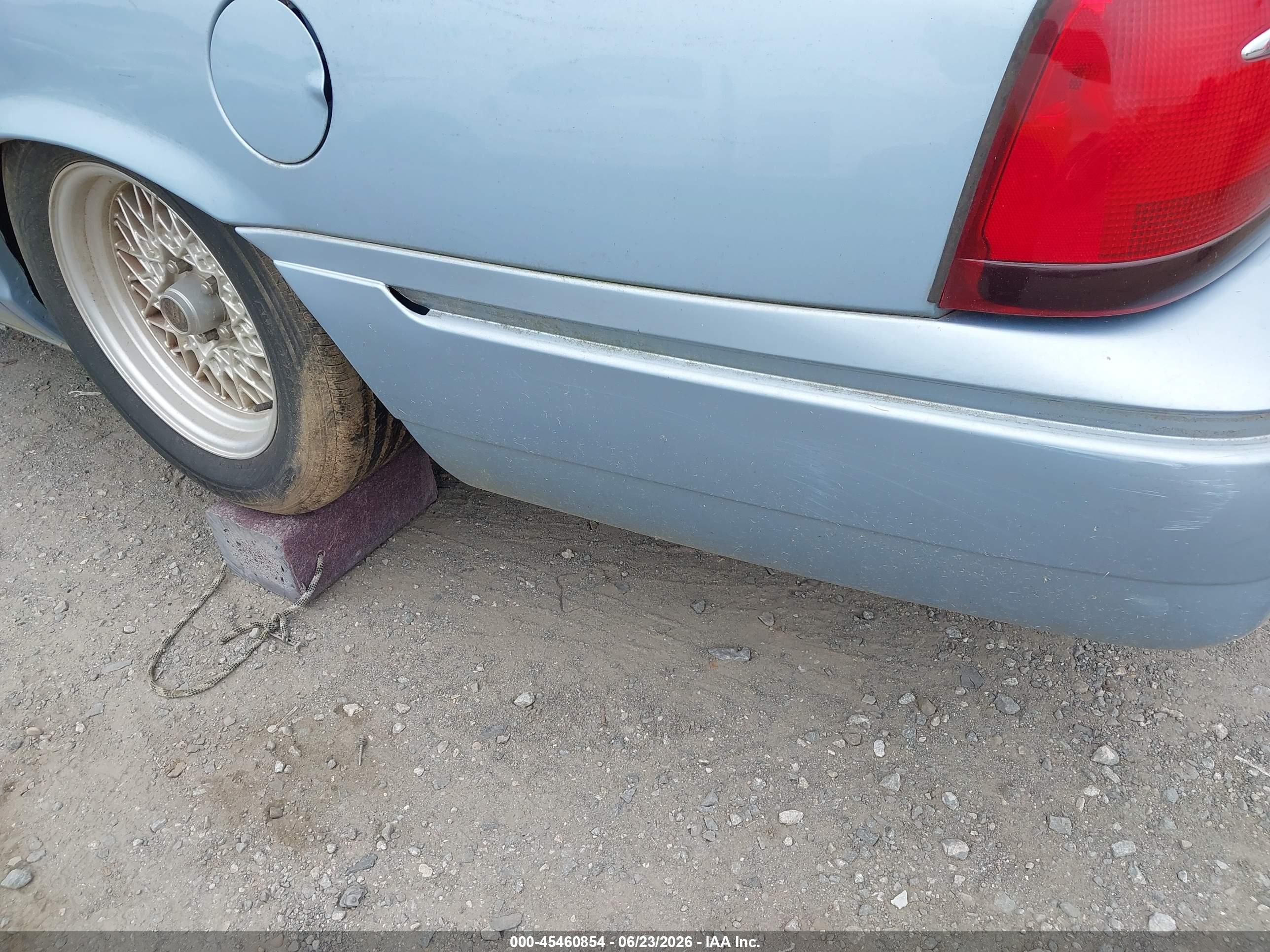 2000 Mercury Grand Marquis Ls Light Blue vin: 2MEFM75W3YX707576