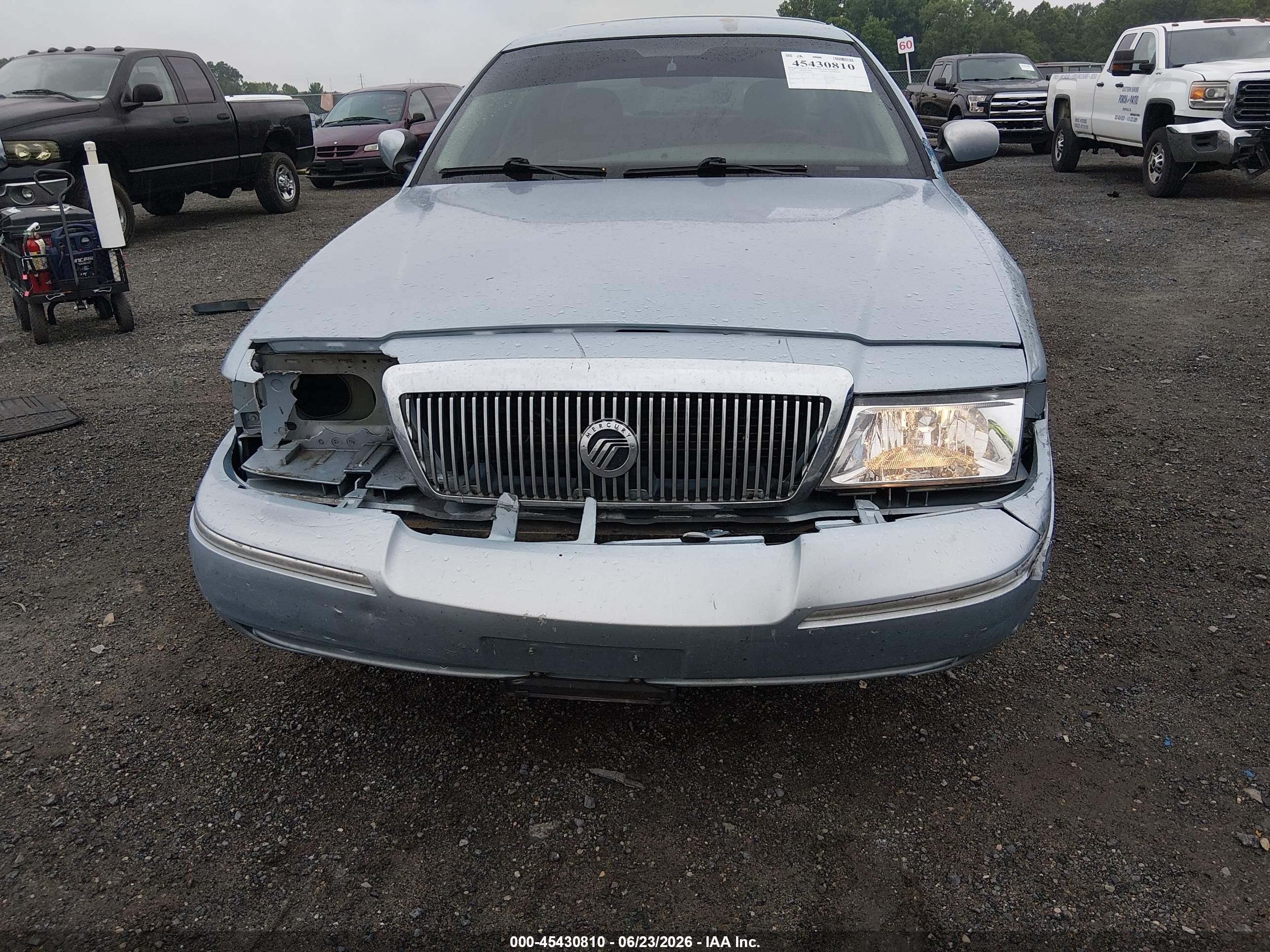 2004 Mercury Grand Marquis Ls Blue vin: 2MEFM75W44X687770