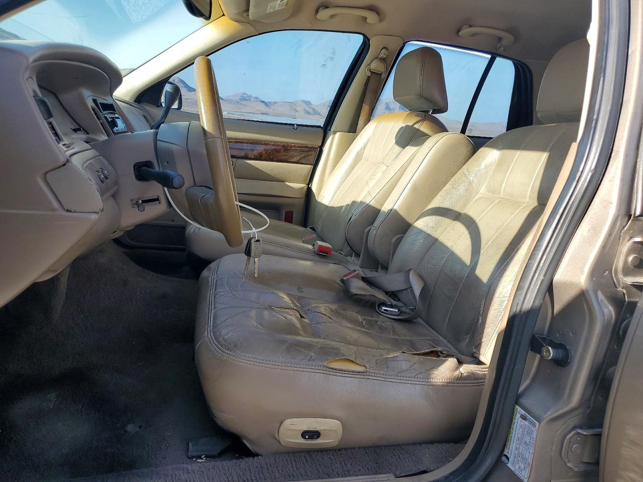 2005 Mercury Grand Marquis Ls Gold vin: 2MEFM75W45X634844