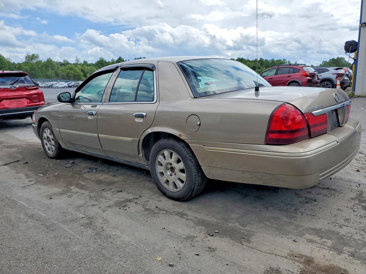 2005 Mercury Grand Marquis Ls Gold vin: 2MEFM75W45X660652