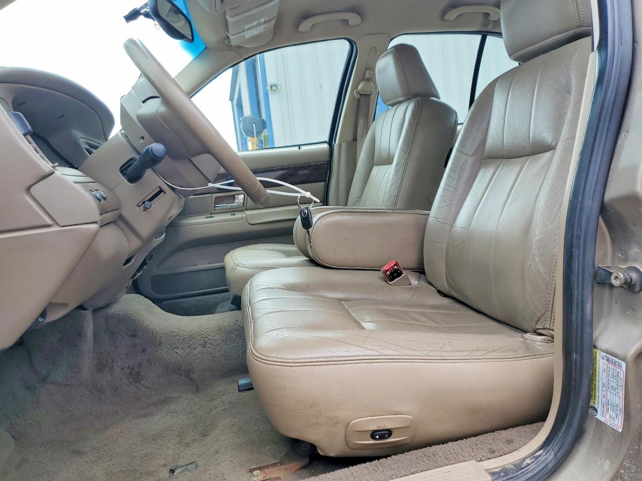 2005 Mercury Grand Marquis Ls Gold vin: 2MEFM75W45X660652