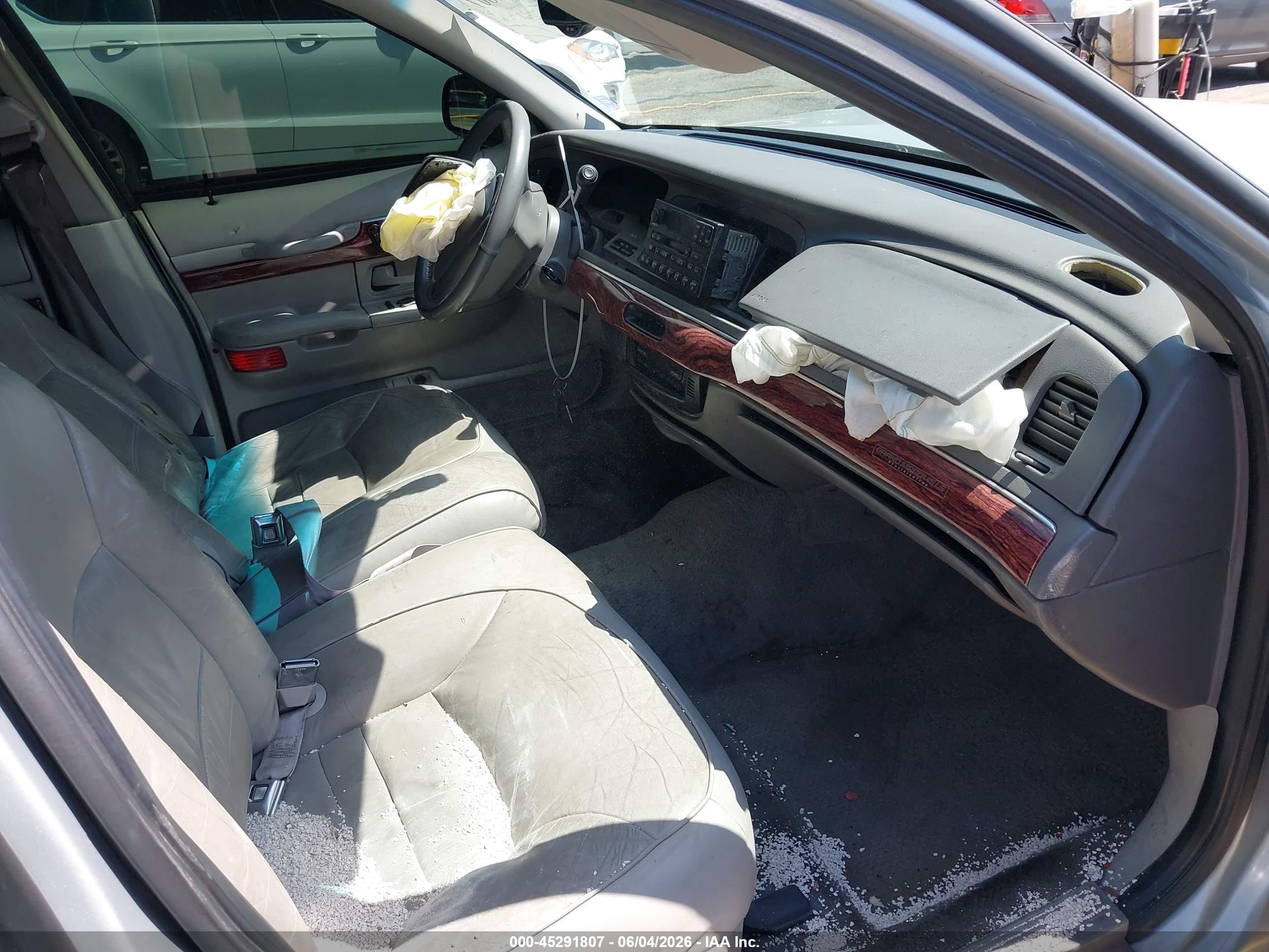 2000 Mercury Grand Marquis Ls Silver vin: 2MEFM75W4YX614159