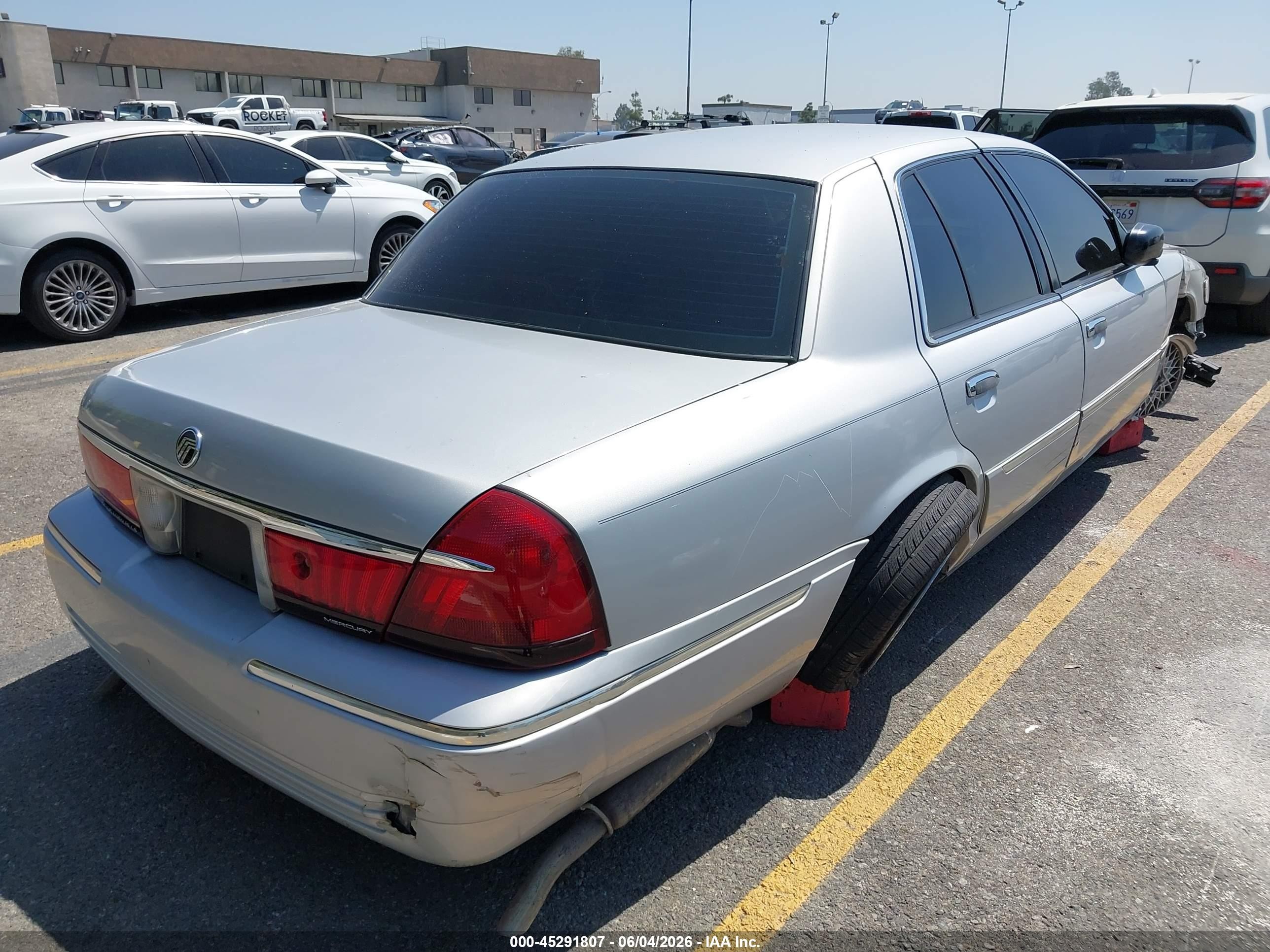 2000 Mercury Grand Marquis Ls Silver vin: 2MEFM75W4YX614159