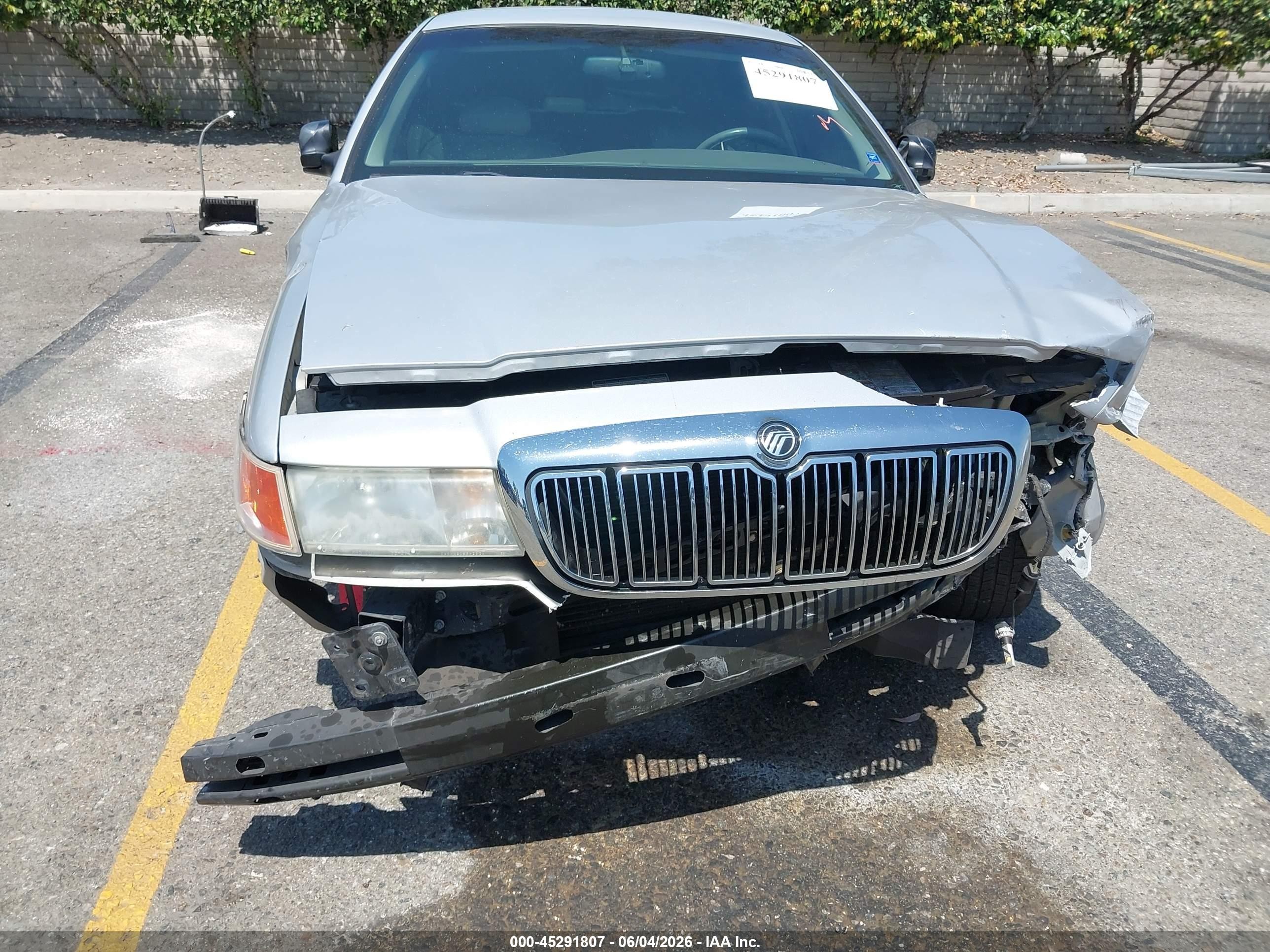 2000 Mercury Grand Marquis Ls Silver vin: 2MEFM75W4YX614159