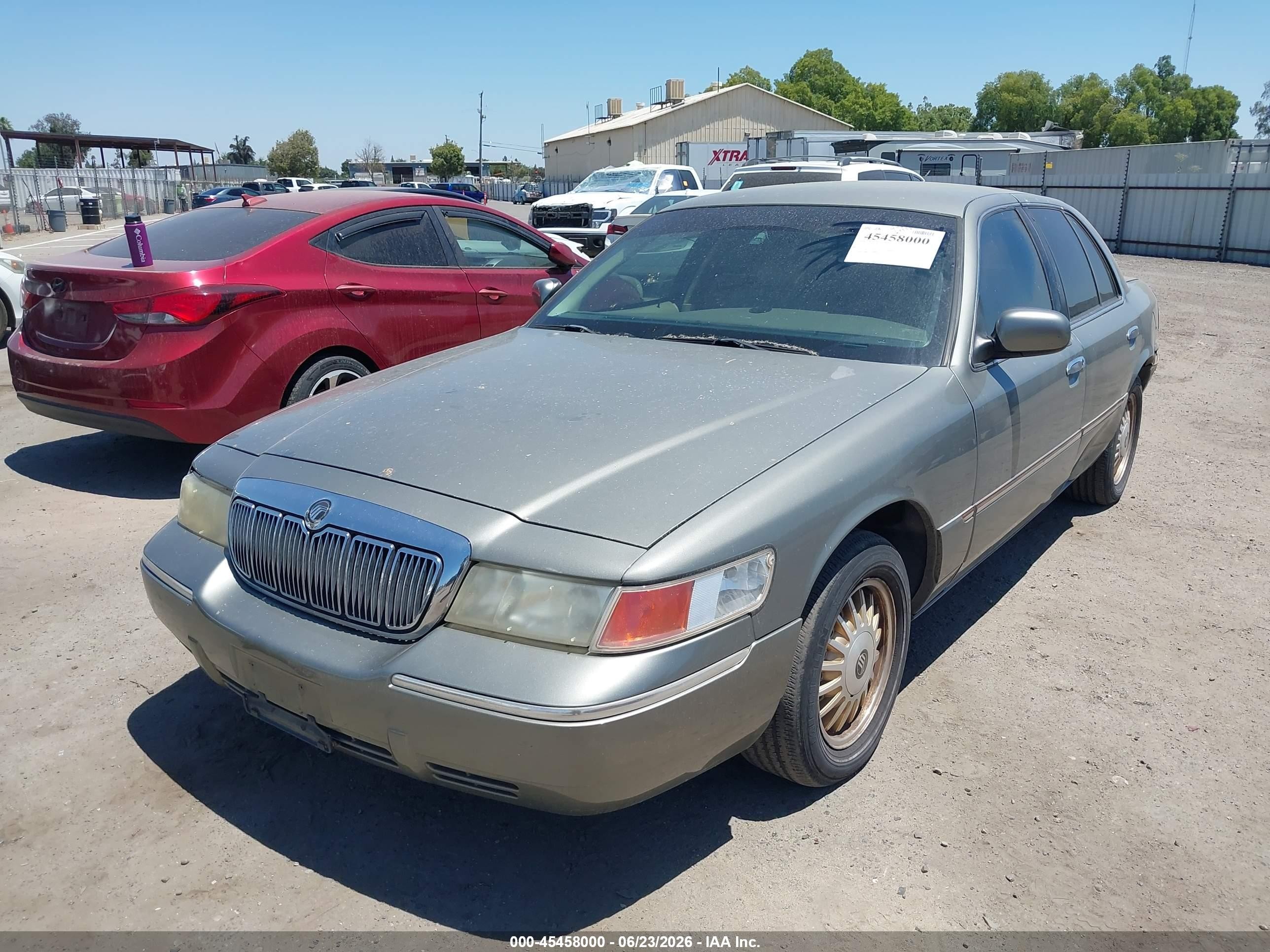 2000 Mercury Grand Marquis Ls Серый vin: 2MEFM75W4YX685992