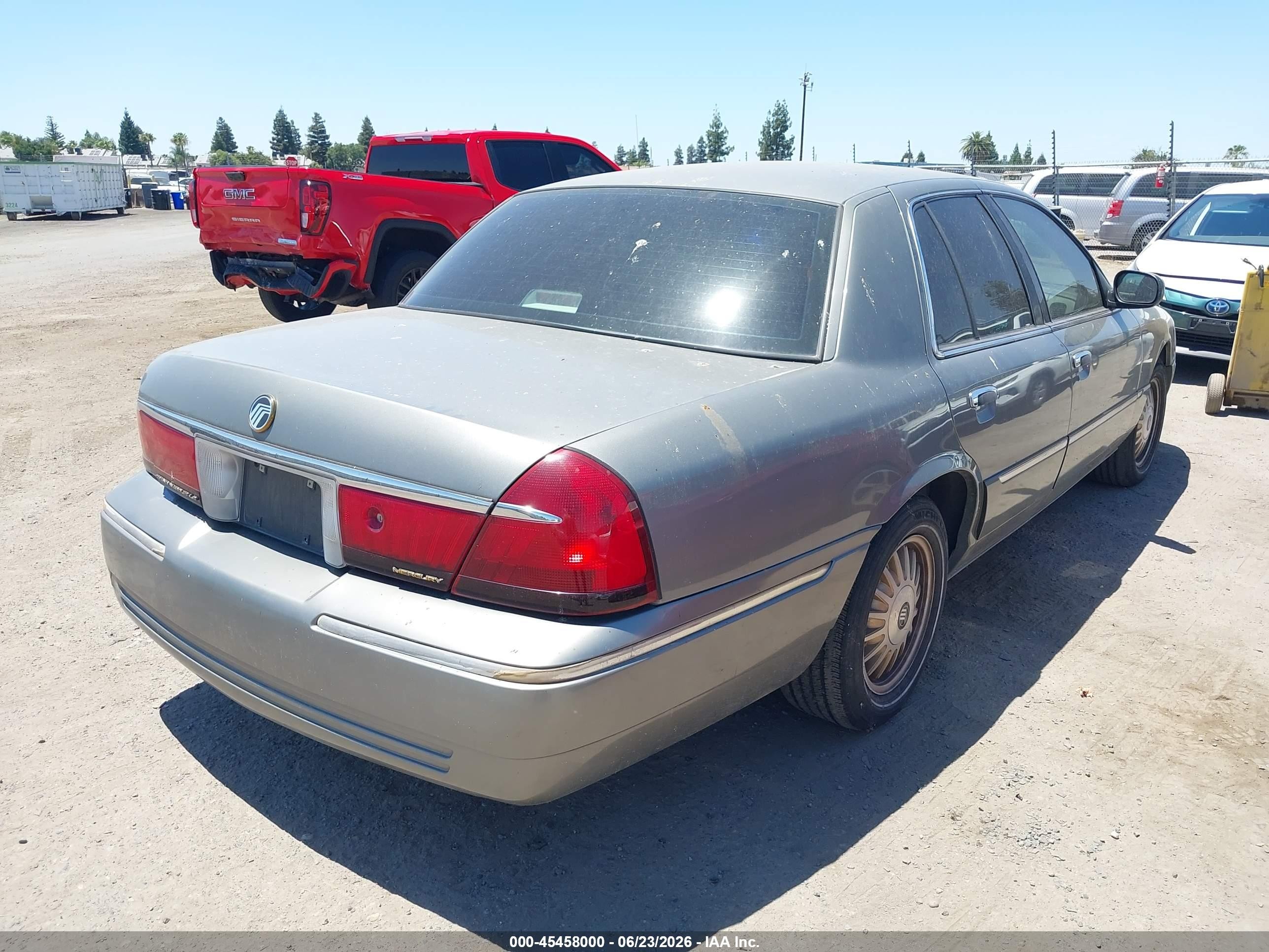 2000 Mercury Grand Marquis Ls Серый vin: 2MEFM75W4YX685992