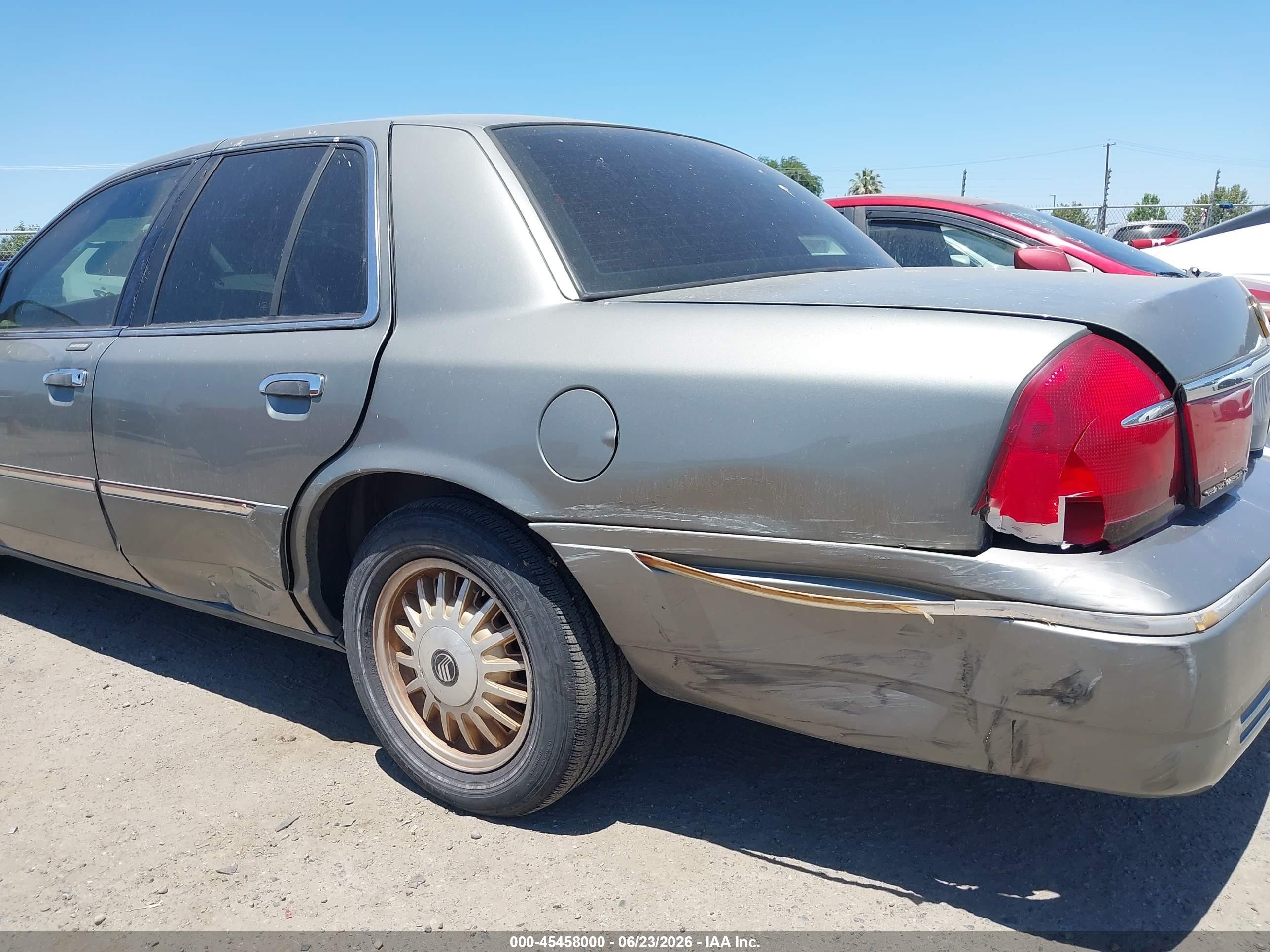 2000 Mercury Grand Marquis Ls Серый vin: 2MEFM75W4YX685992