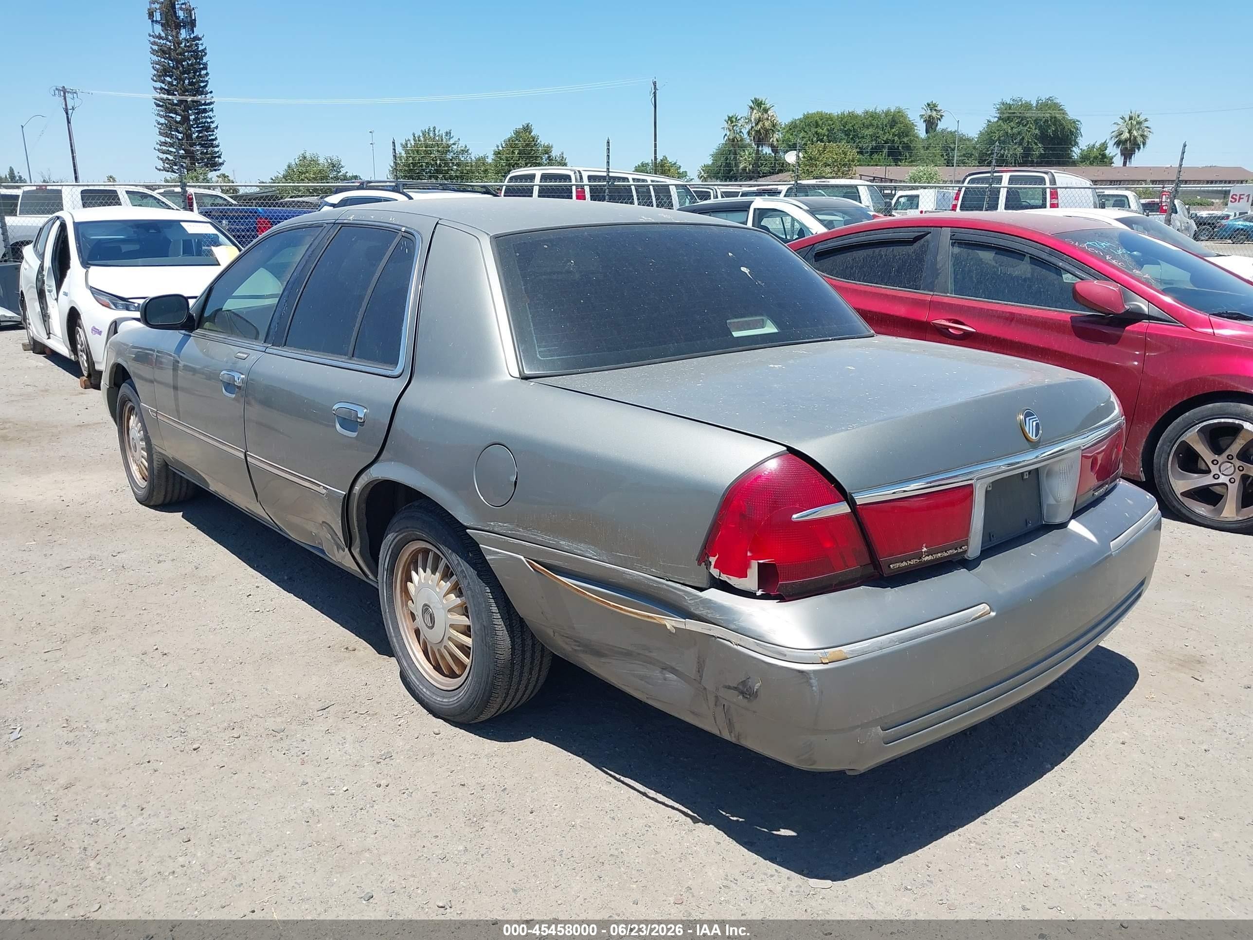 2000 Mercury Grand Marquis Ls Серый vin: 2MEFM75W4YX685992