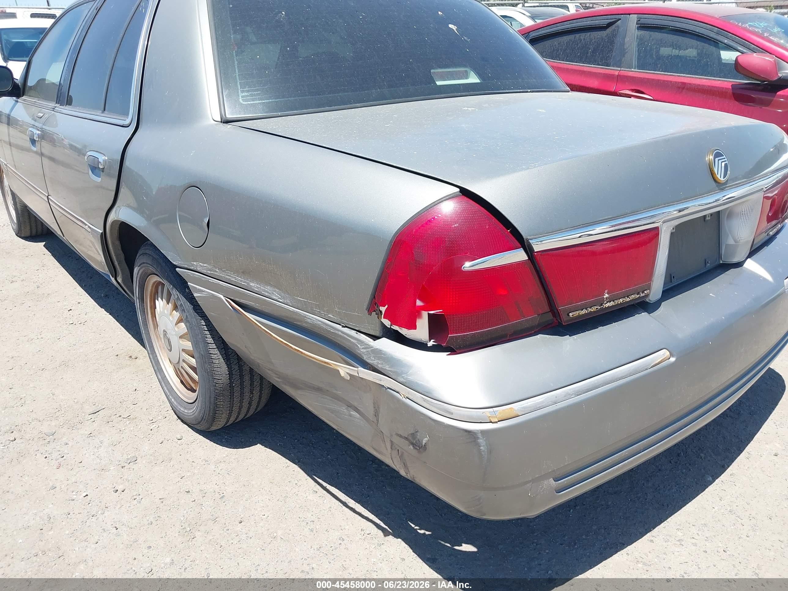 2000 Mercury Grand Marquis Ls Серый vin: 2MEFM75W4YX685992