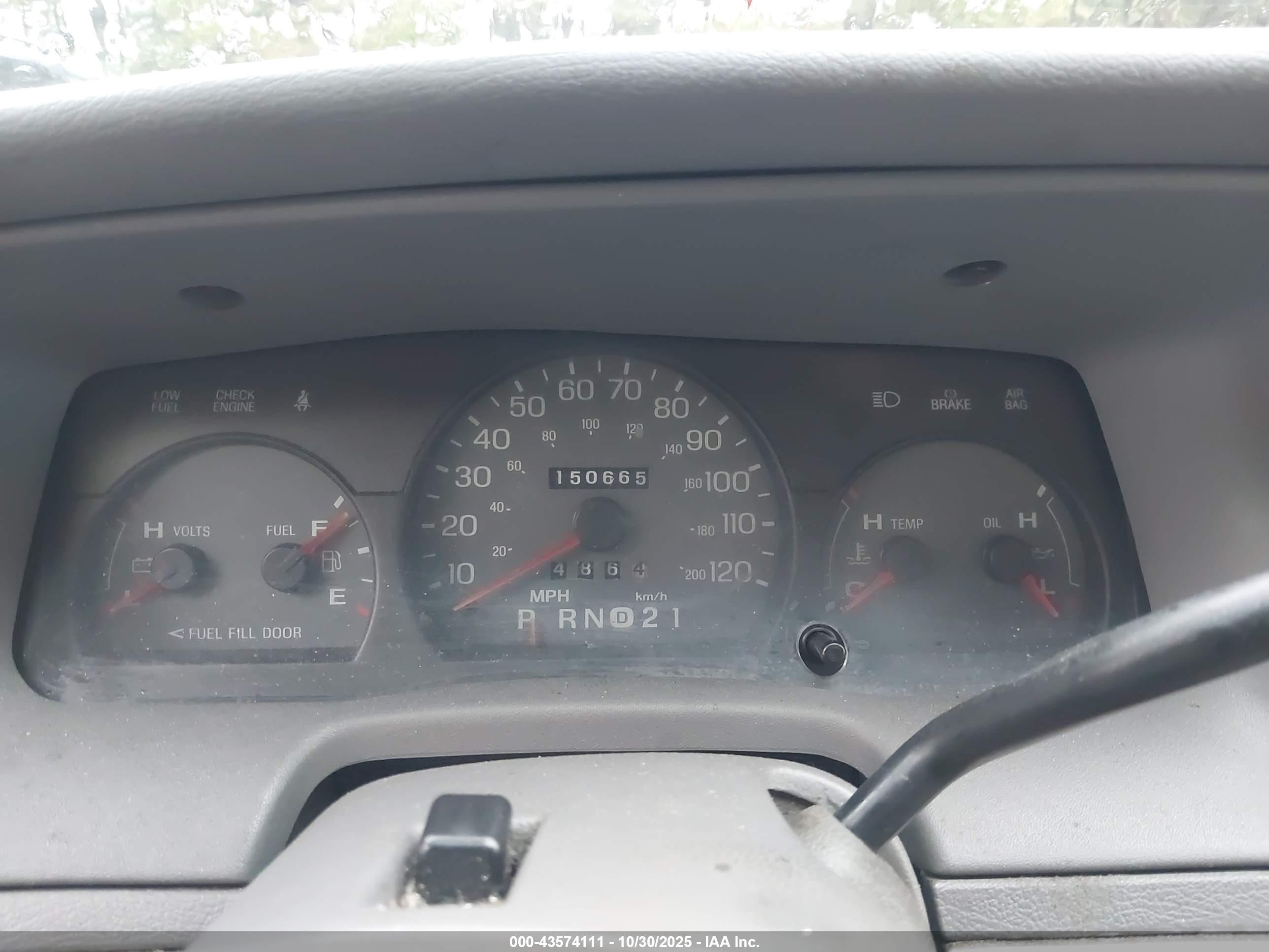 2002 Mercury Grand Marquis Ls Black vin: 2MEFM75W52X610953