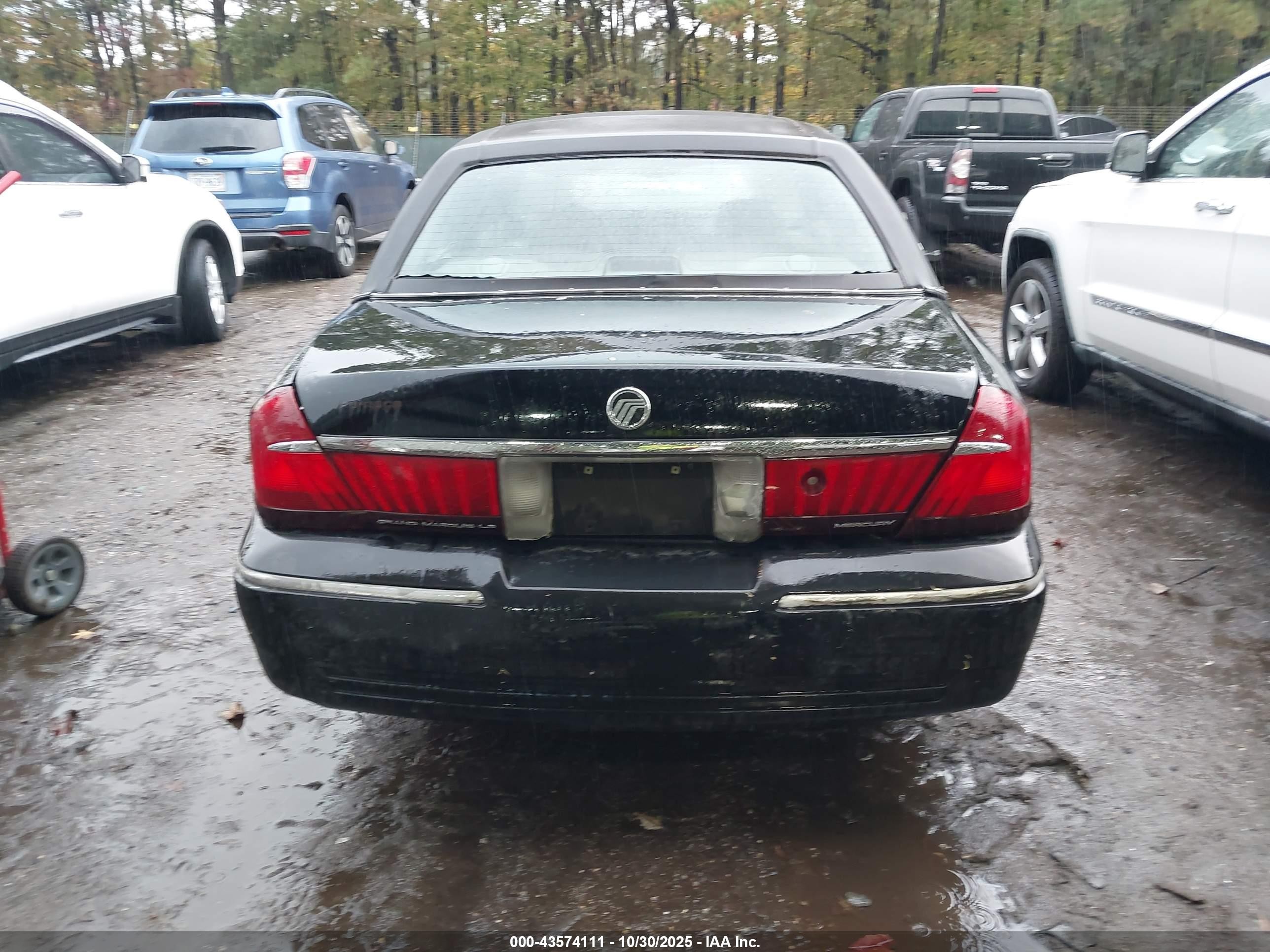 2002 Mercury Grand Marquis Ls Black vin: 2MEFM75W52X610953